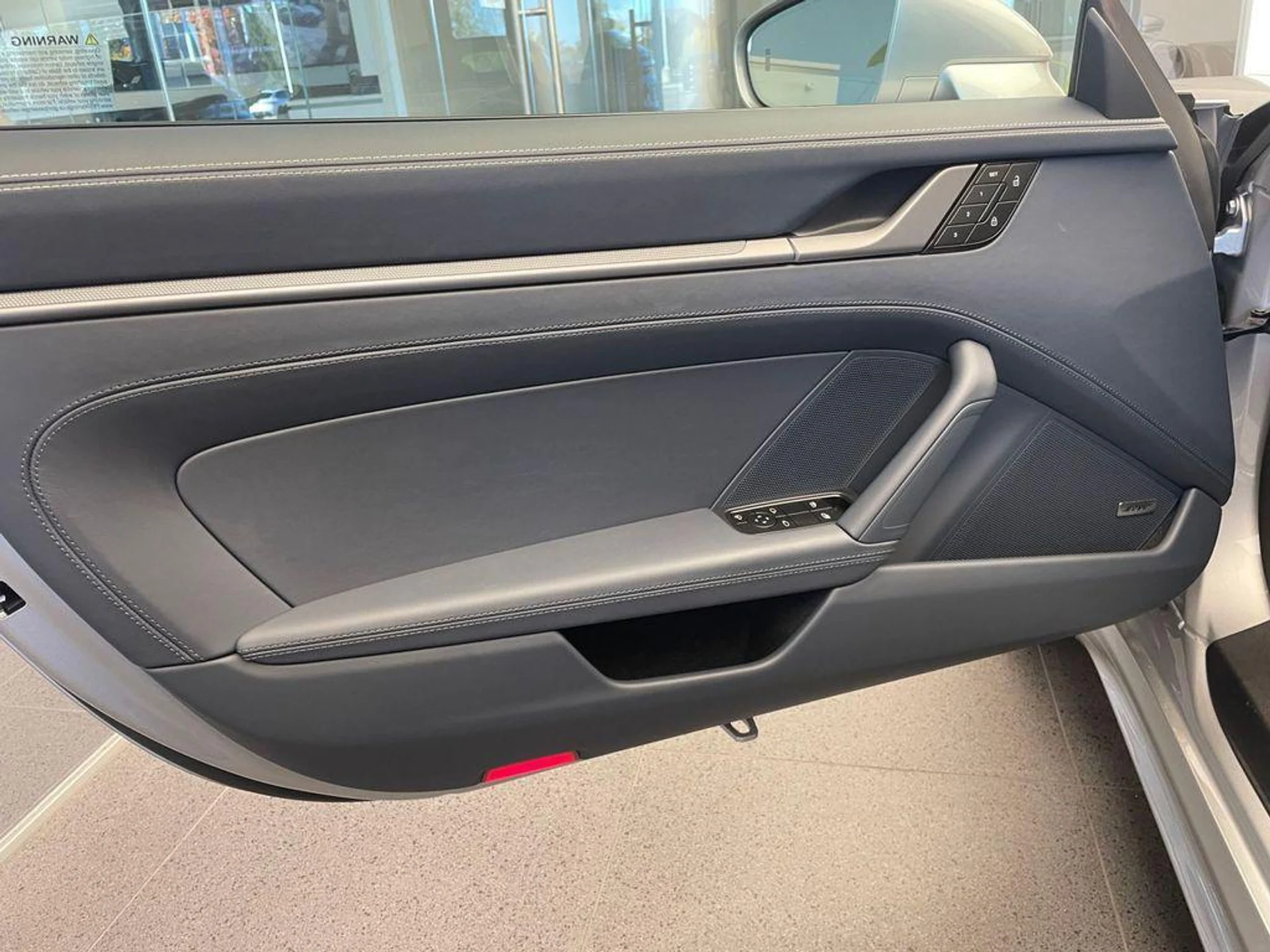 mph018_1513389823_pl_J_Ed_Ryv8_Ivl_Wq_Uz_Lx_TDNC_n_Yw_Q_4014fcad67