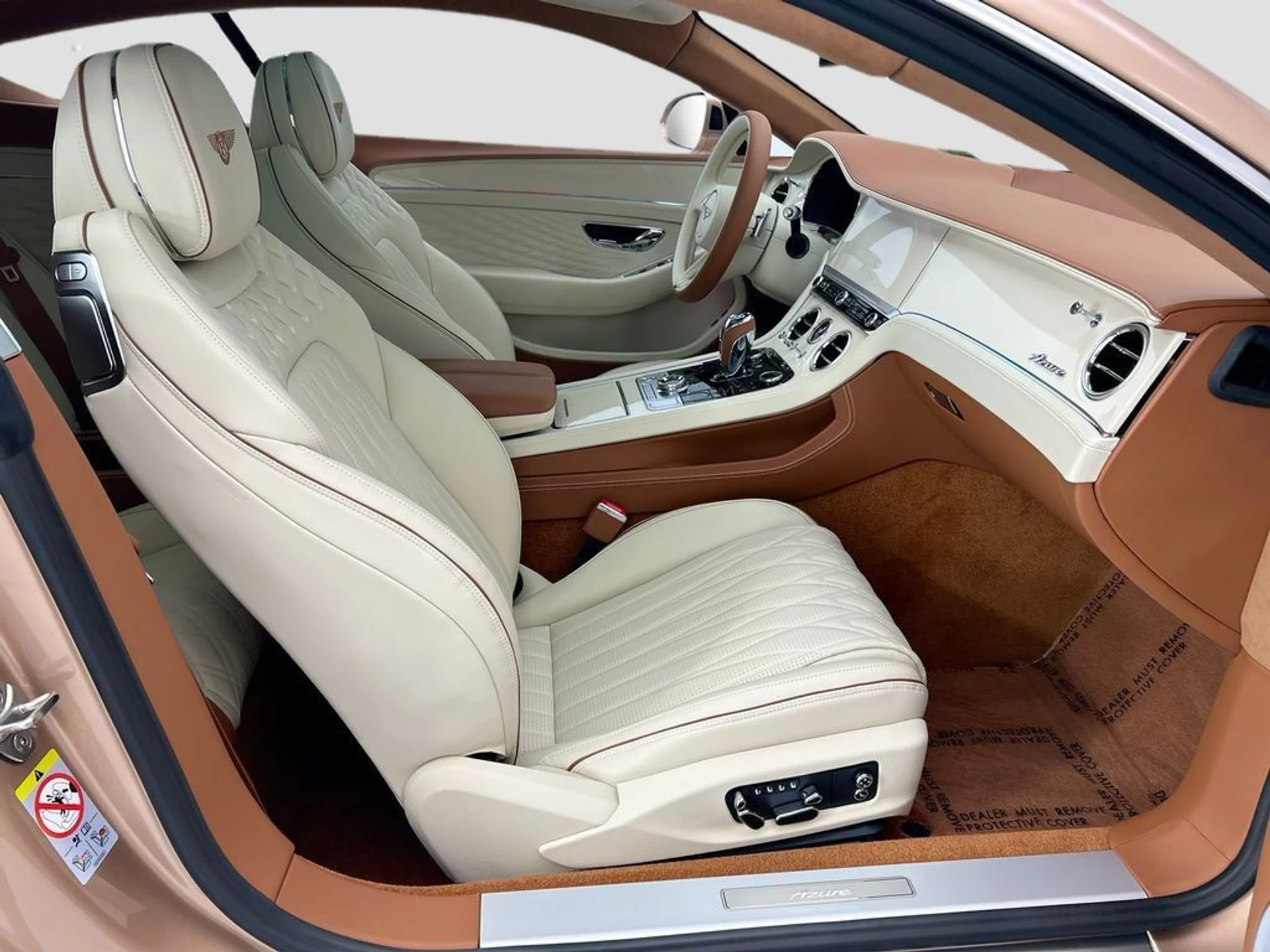 mph018_1514742592_new_2026_bentley_continental_gt_azure_8119_22999709_19_1024_5e21ac5177