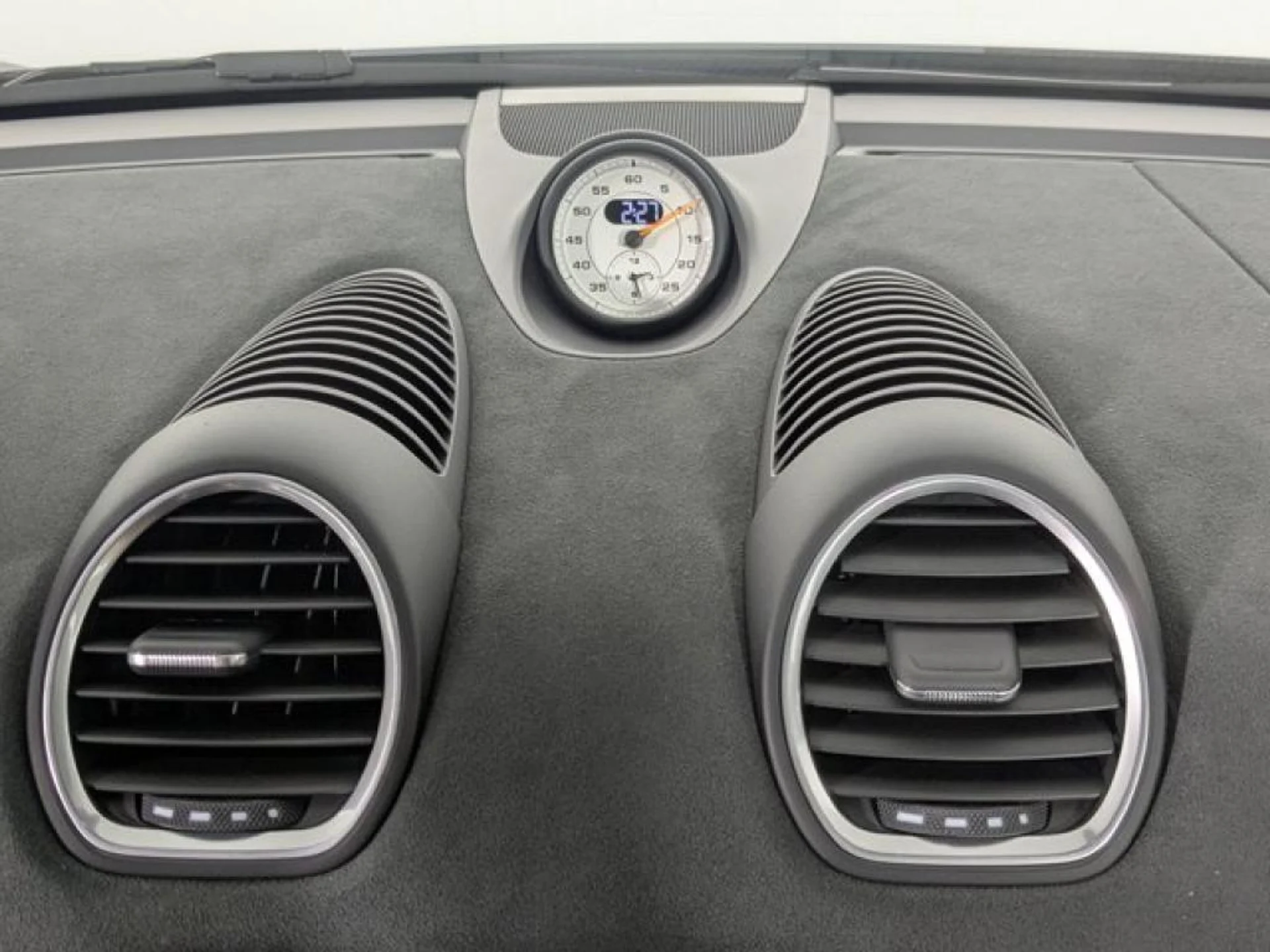 mph018_1521623363_EQD_ubnp2_RS_8_Ba5_U0_E3g_Ztllr_JI_84d92c29f0