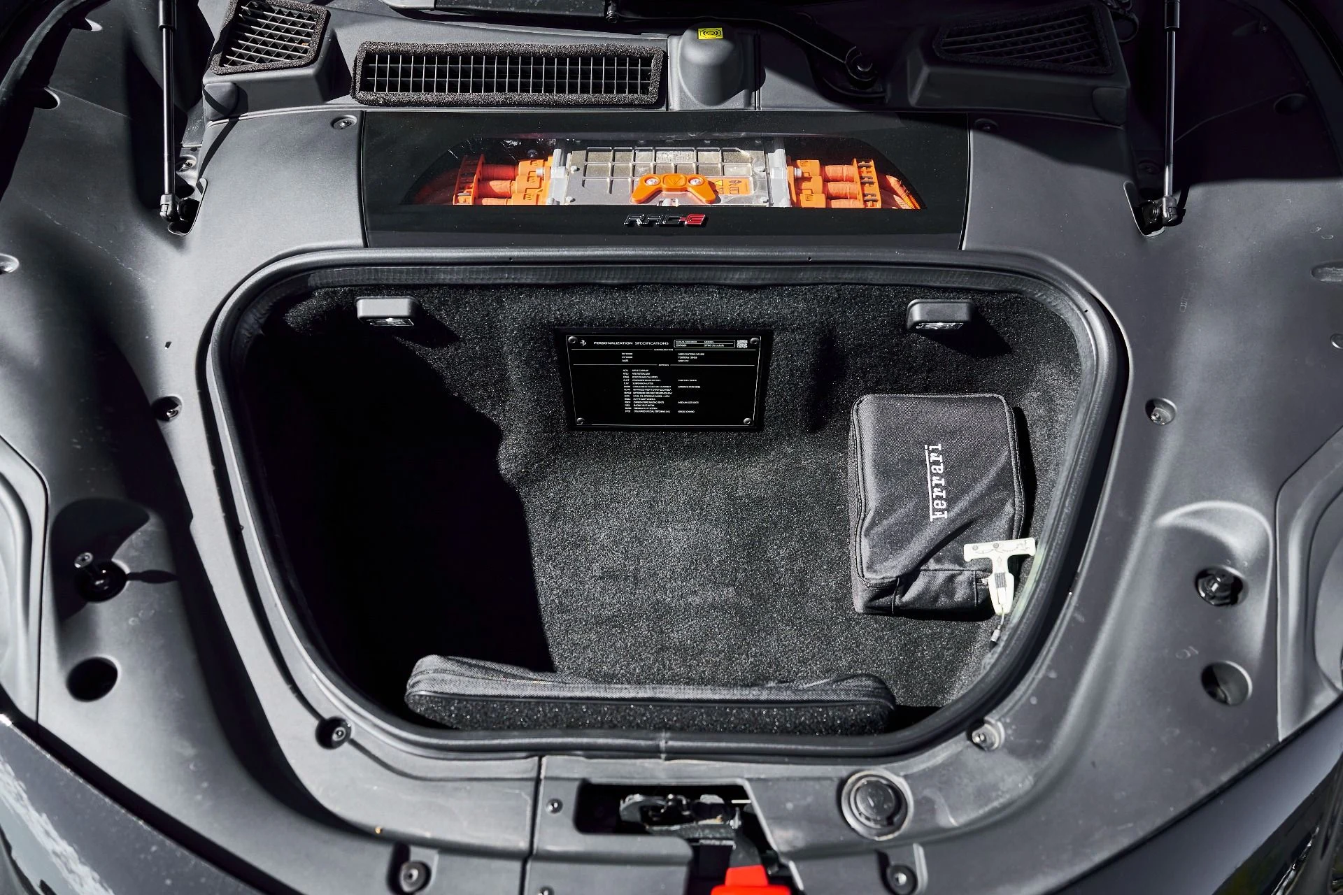 mph018_1522481001_Used_2023_Ferrari_SF_90_Stradale_Base_1771034612_e73833b752