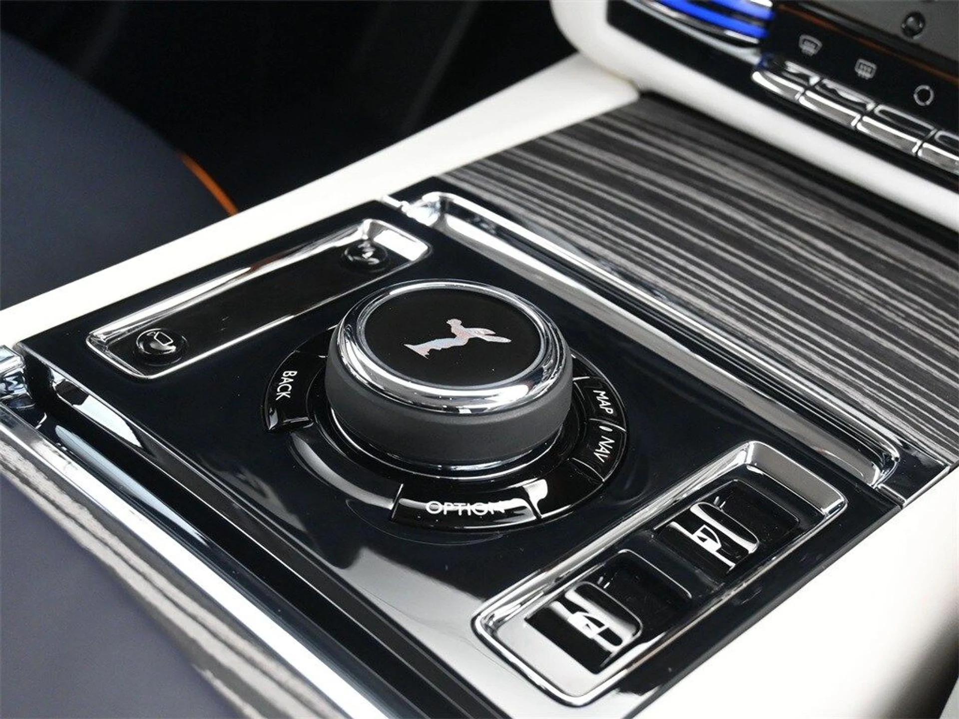 mph018_1532720699_11cbfffc3f67e93a9b508c8eef6ea2cax_eae0817f03