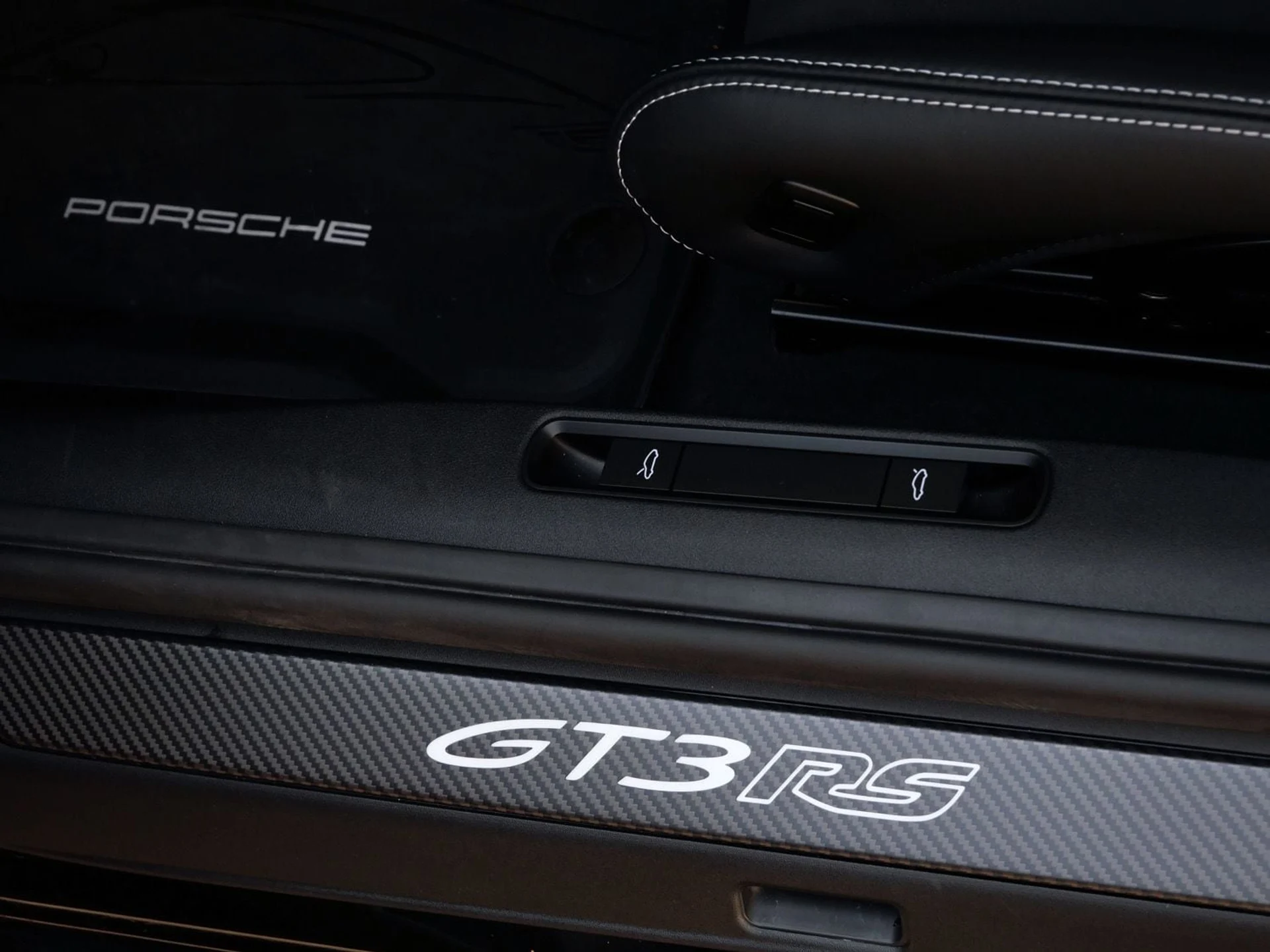 mph018_1535324508_b2a6d4a96bc896056fd2dd43de6e8426x_2545b78584