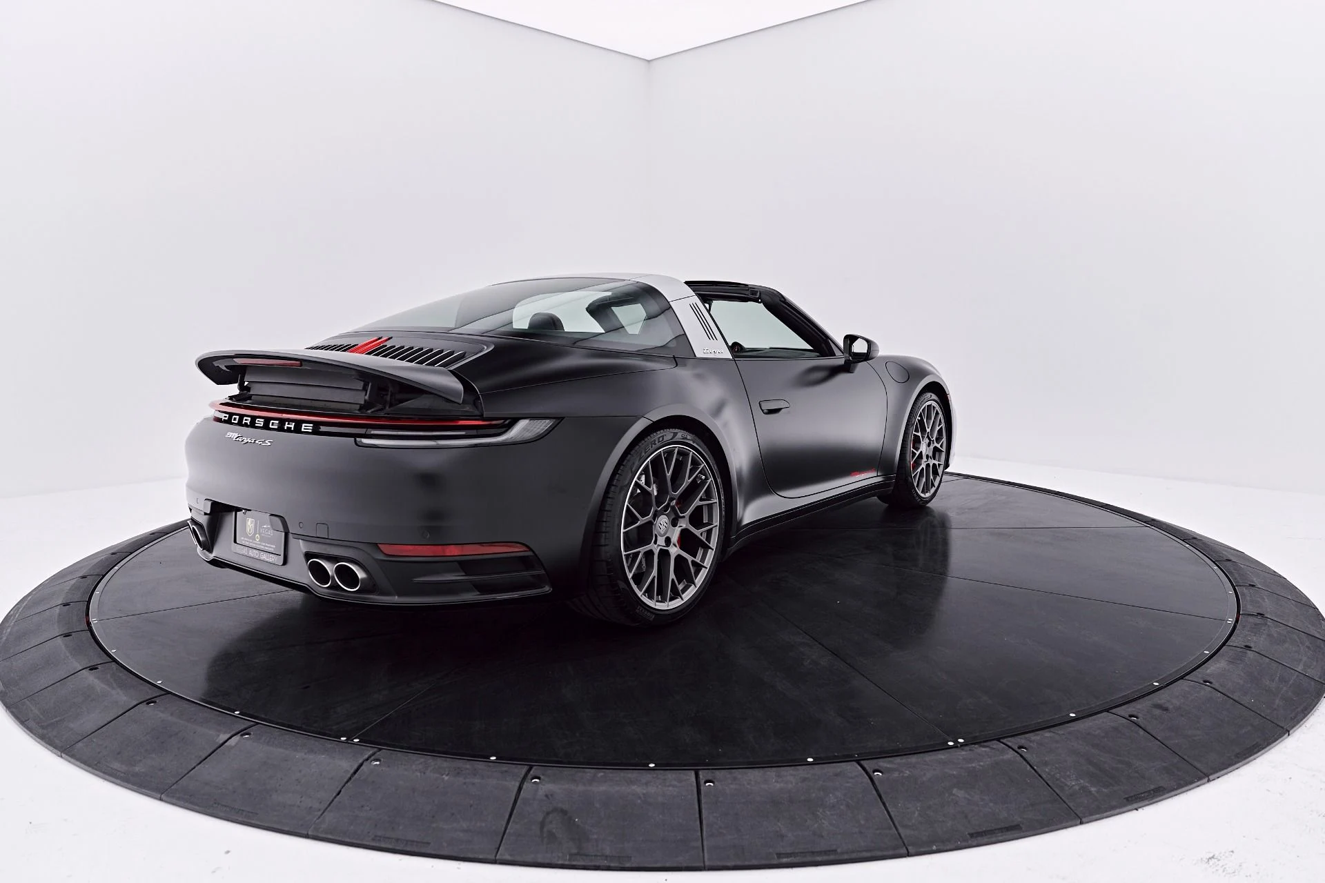 mph018_1537439756_Used_2021_Porsche_911_Targa_4_S_1786671987_86892f7176