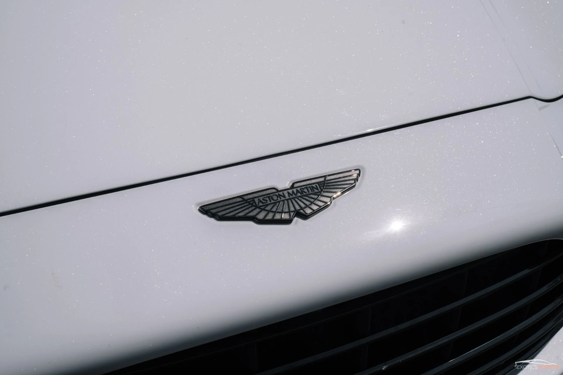 mph018_1546890517_Used_2021_Aston_Martin_DBX_225_K_MSRP_in_AML_Special_Paint_Black_Pack_DB_Elegance_Pack_1741980813_72c840ecb2