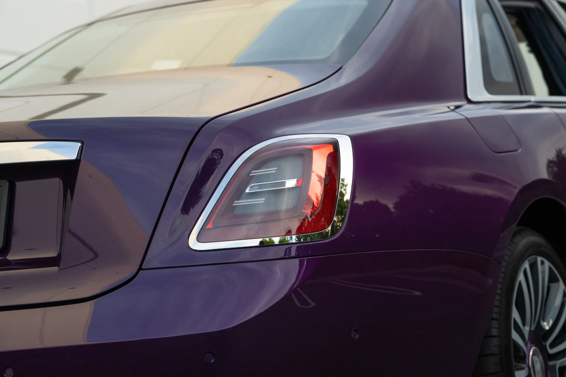 mph018_1550395861_Used_2021_Rolls_Royce_Ghost_1762913749_330fa99cb6