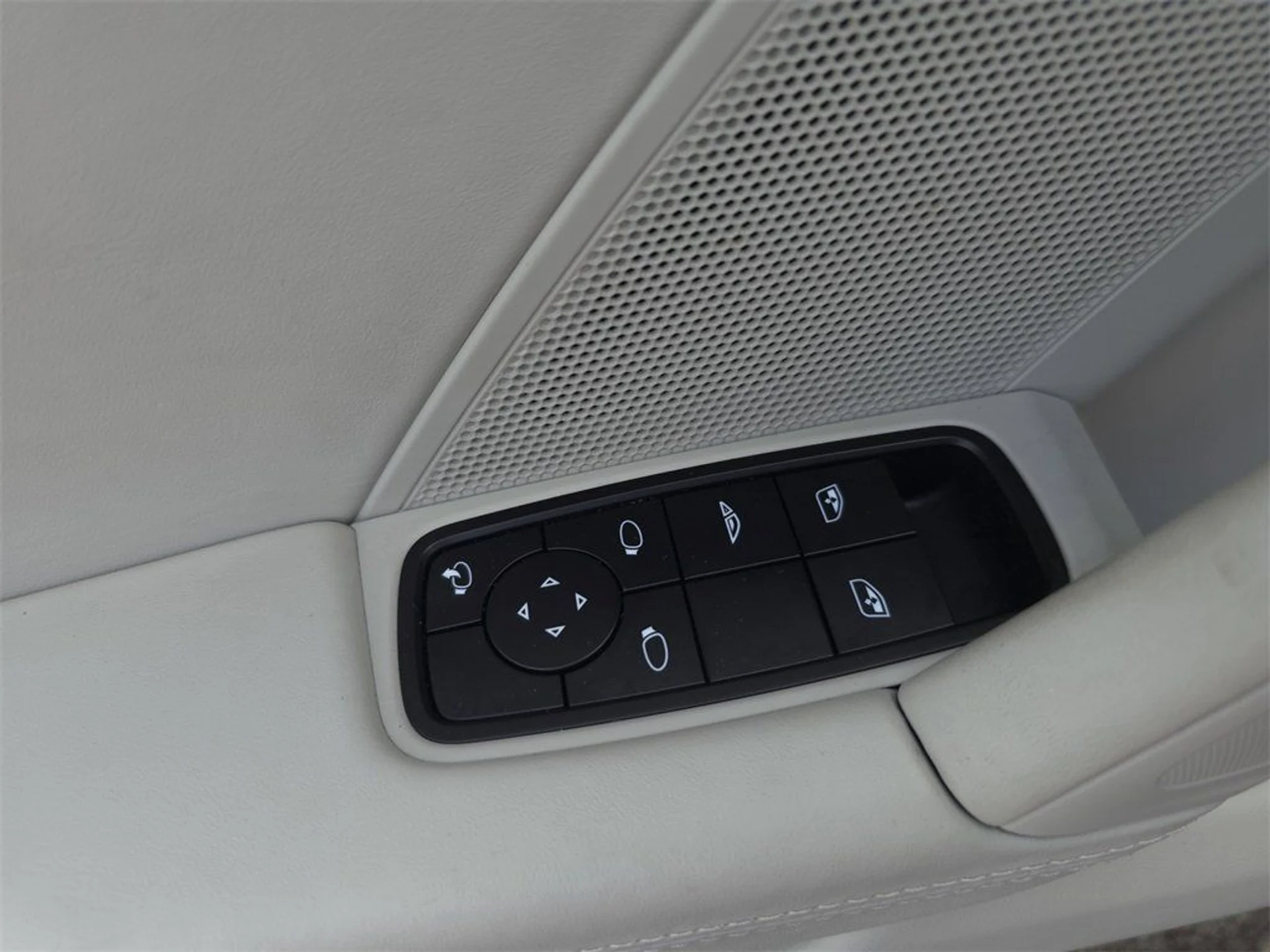 mph018_1555149836_0158550ab7835724dd5a48aa98ae61fc_80c6ccd576