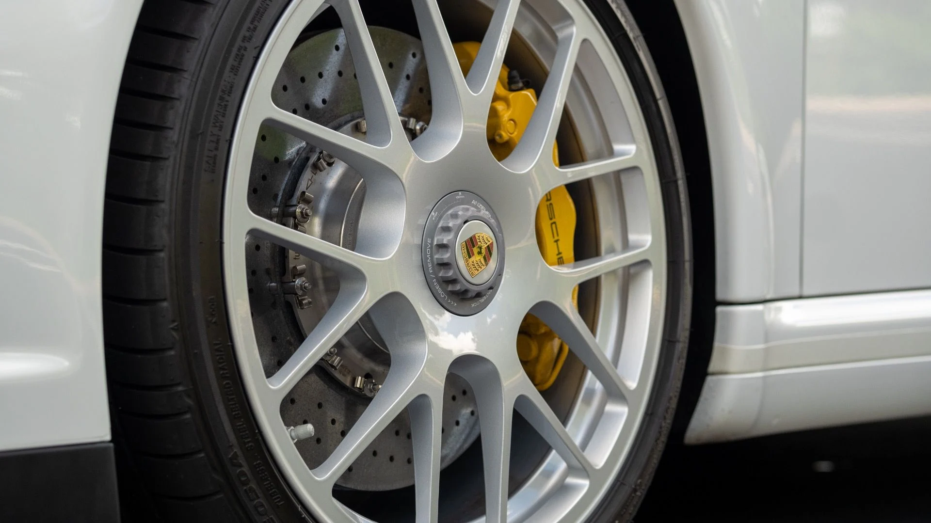 mph018_1567359099_Used_2011_Porsche_911_Turbo_S_1754935906_9facb97724