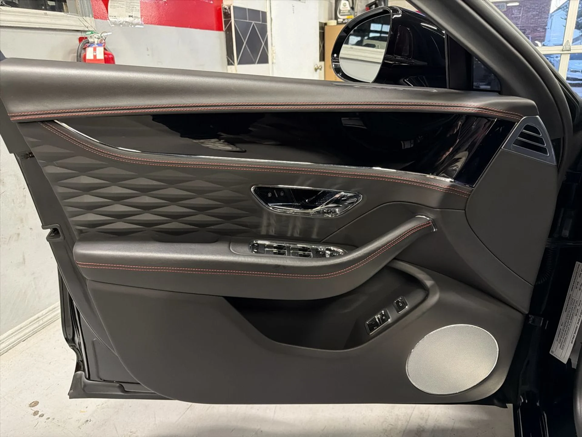 mph018_1567754642_639041803196040545_b2d1936c69