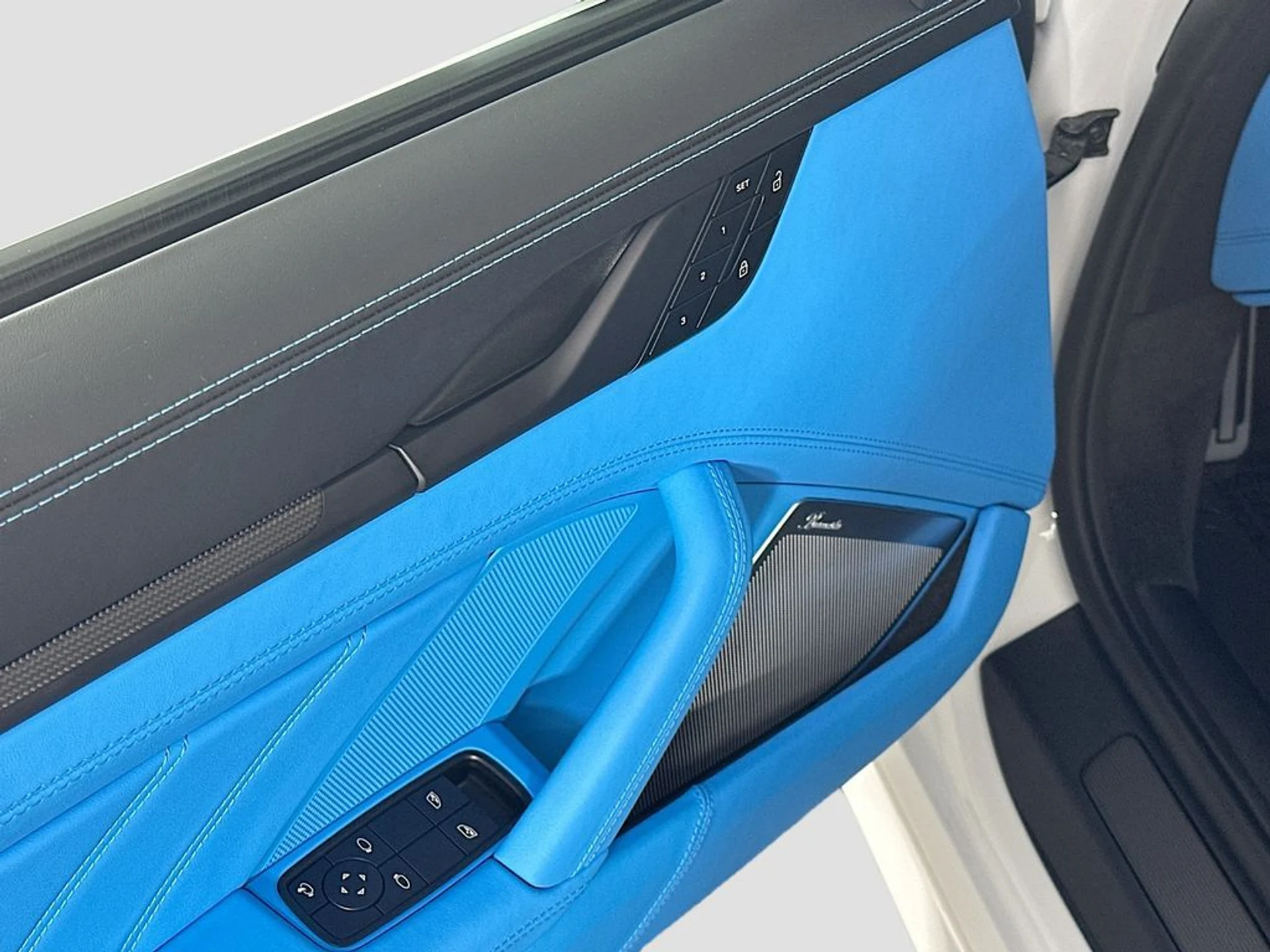 mph018_157967359_0d6b73fdfdbc029deb15db5c9b07d04ex_5241d3f4b3