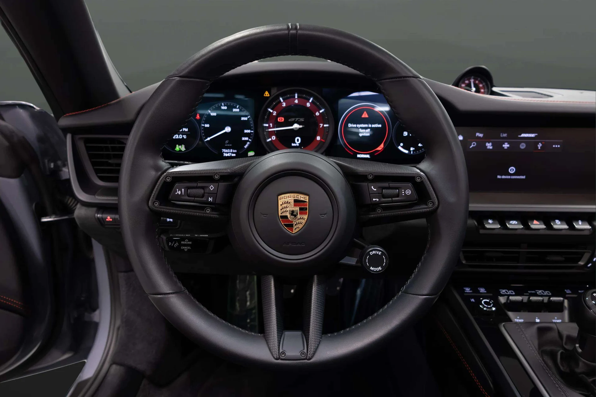 mph018_1580693827_2c476814_6267_44b0_9020_61d451fd1c93_2_19_Interior_202420_Porsche2091120_Targa20420_GTS_2028_WP_0_BB_2_A91_RS_23487229_24_742c3147a7
