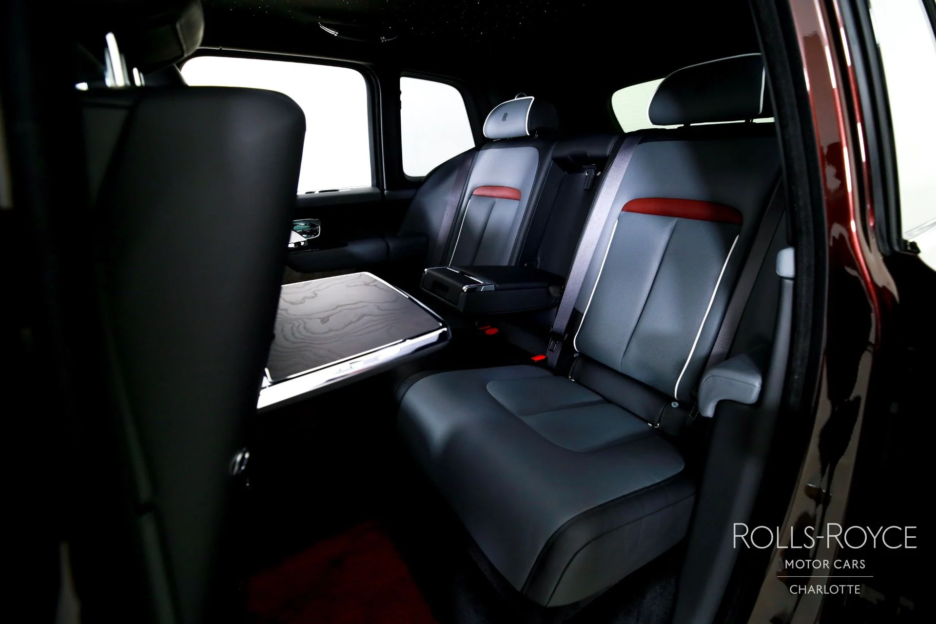 mph018_1581403379_Used_2025_Rolls_Royce_Cullinan_1757716745_ea8ad301a3