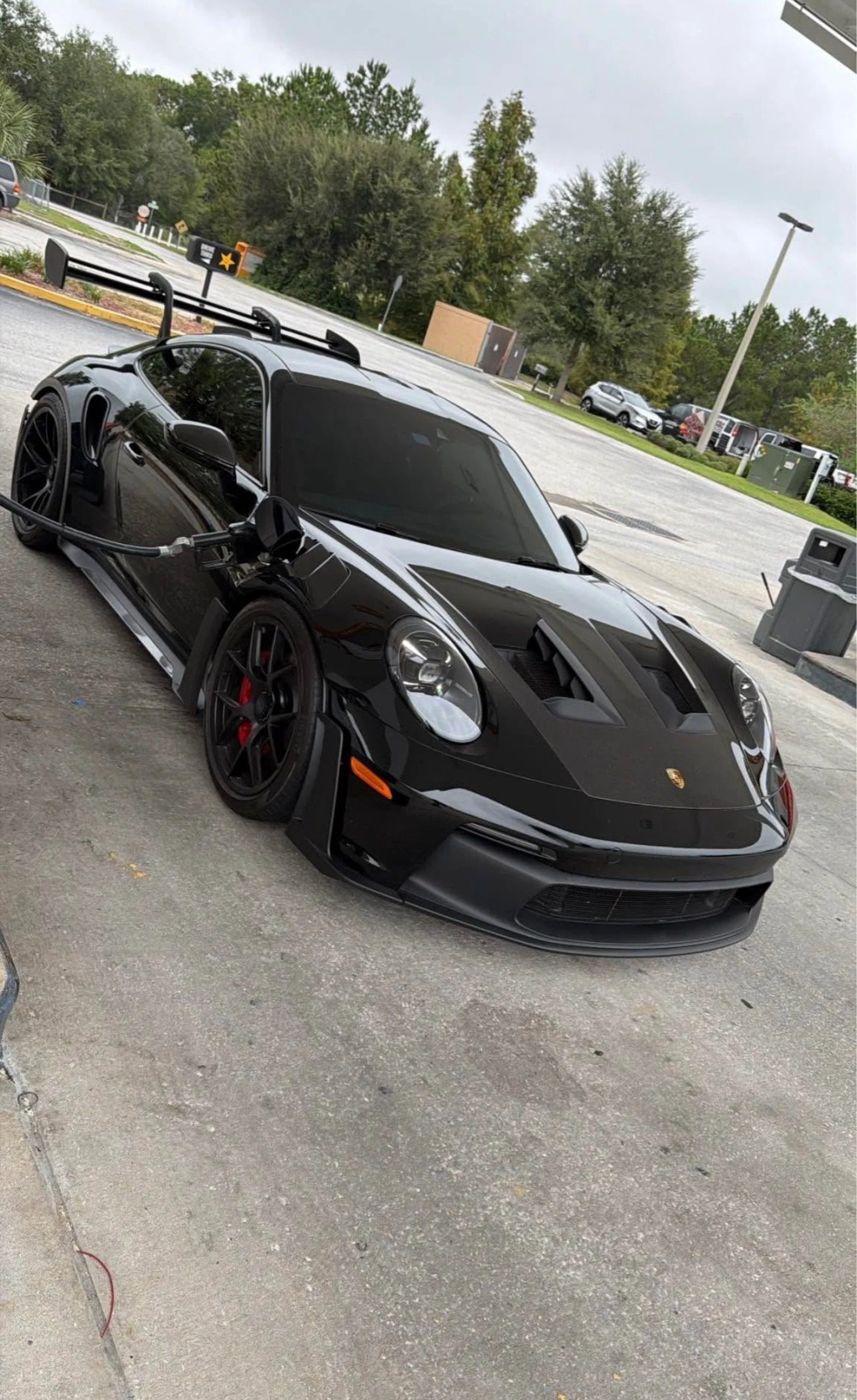 mph018_159404283_Used_2024_Porsche_911_GT_3_RS_1761078732_17af4dad57