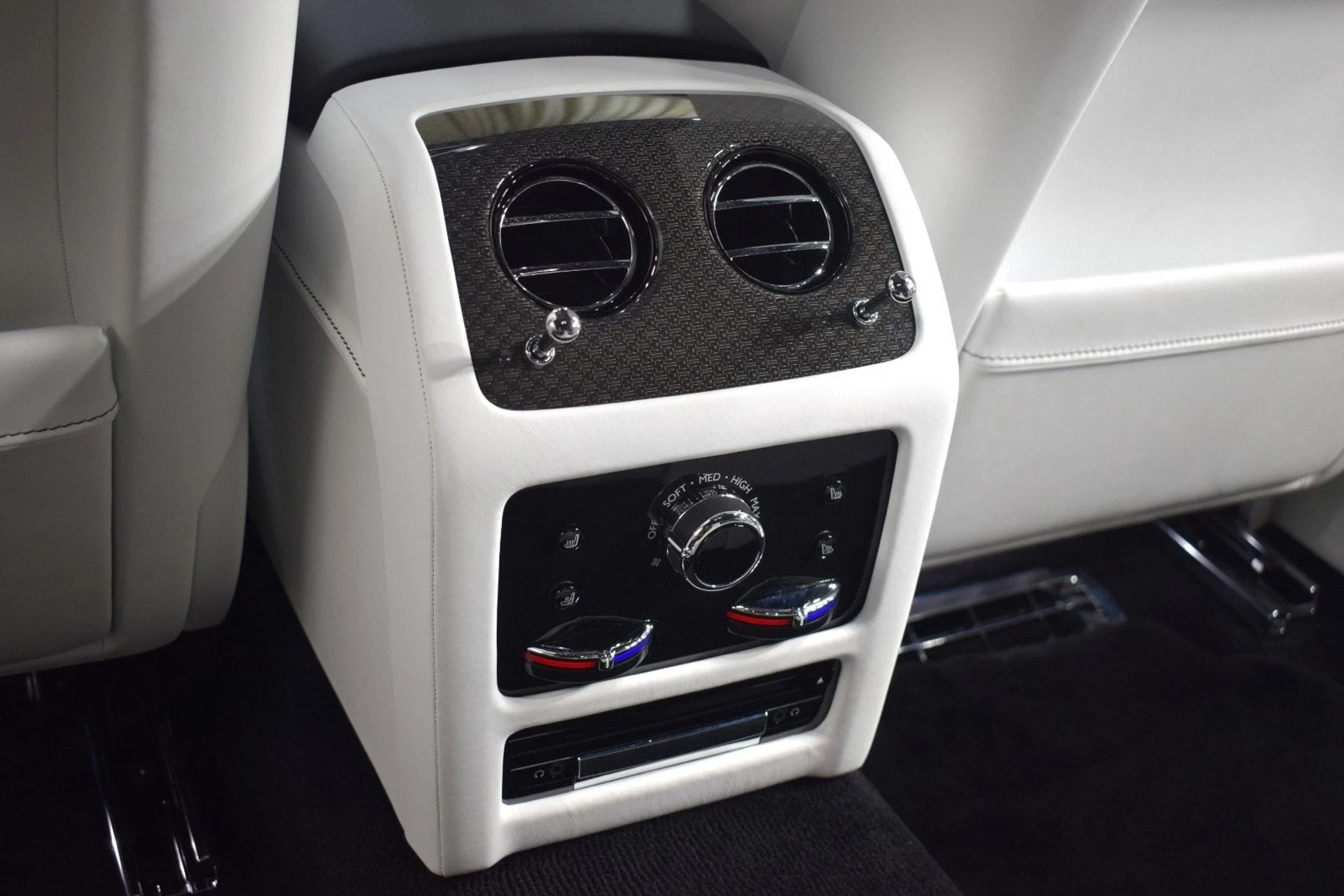 mph018_1609663084_4d9551b66b1191f6e790019d11a882d5x_c42c73204d