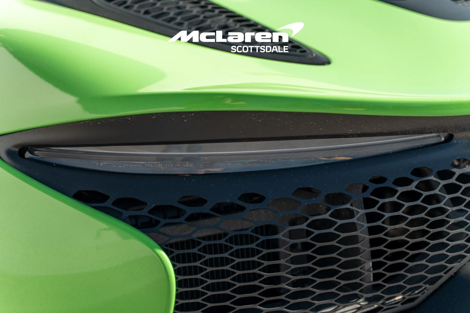 mph018_1610302078_Used_2025_MCLAREN_ARTURA_1761944972_2d228a9726