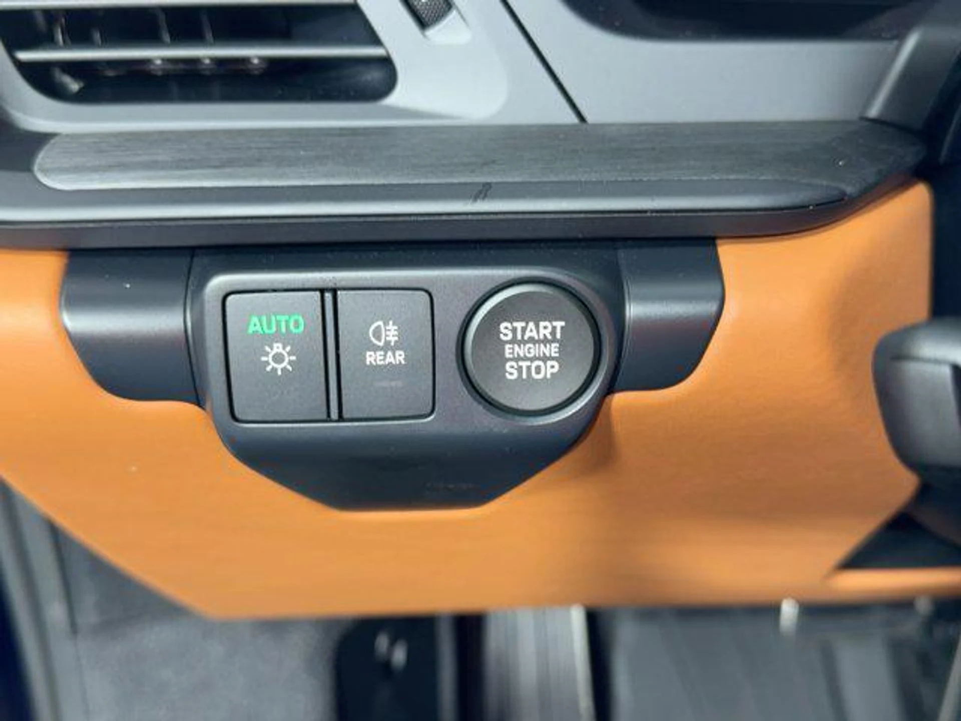 mph018_161167839_R1_Rs_R_Opib56mx_A_Zf_V1_Vw_Bbt_TGE_294c1a281b