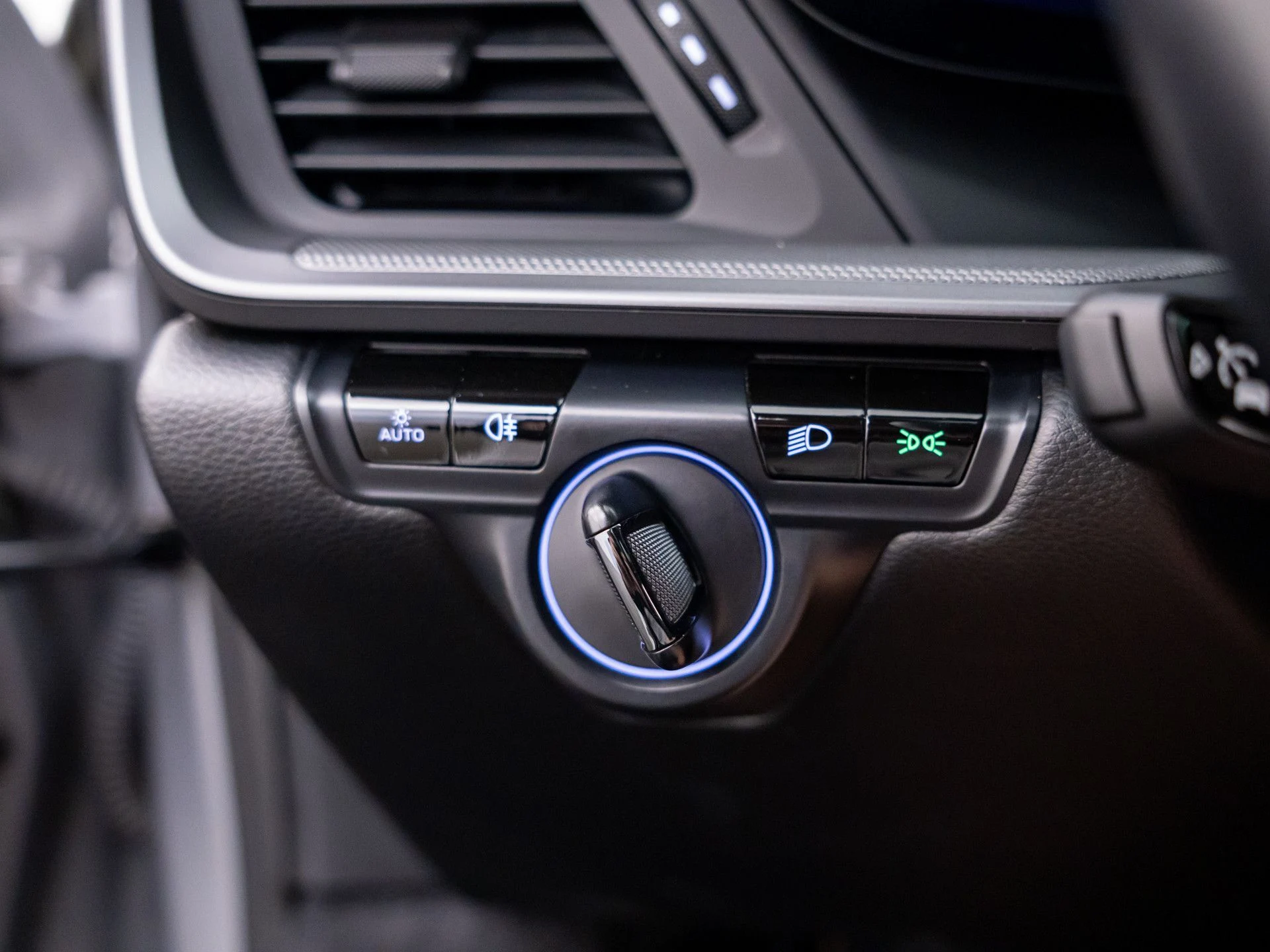 mph018_1619108134_e4057241bd75d528df932d7fa23df3b3x_6357452f31