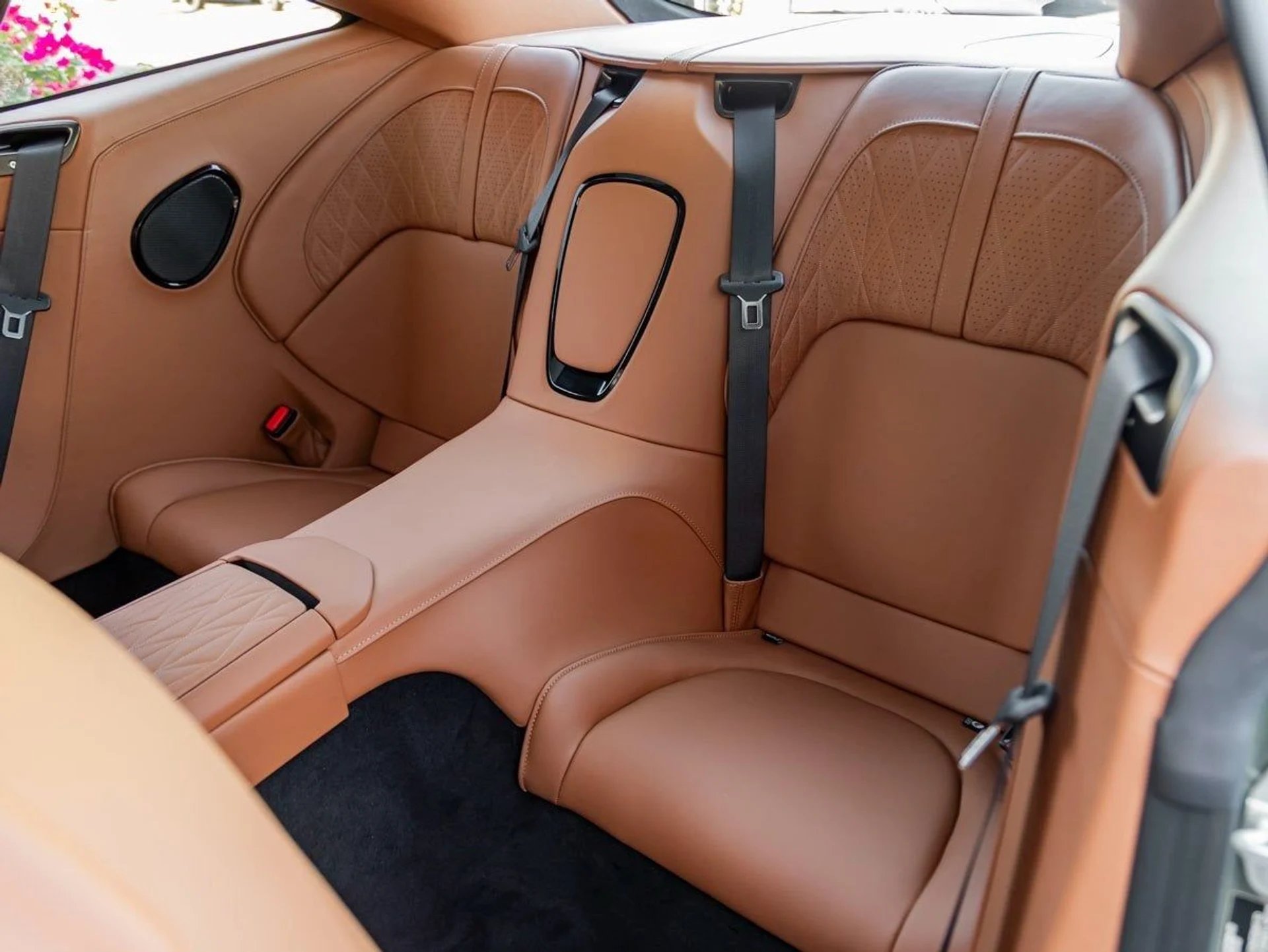 mph018_1620895482_19_90f89d43e4