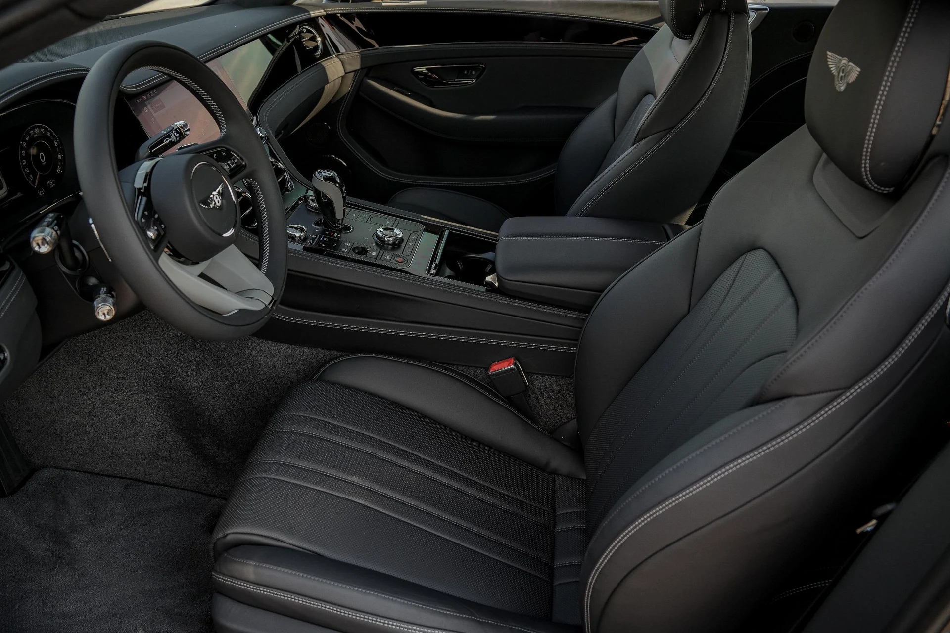mph018_1622919825_Hi_Tech_Luxury_Imports_LLC_SCBCP_2_ZG_5_TC_023736_image_18_42f36456ee