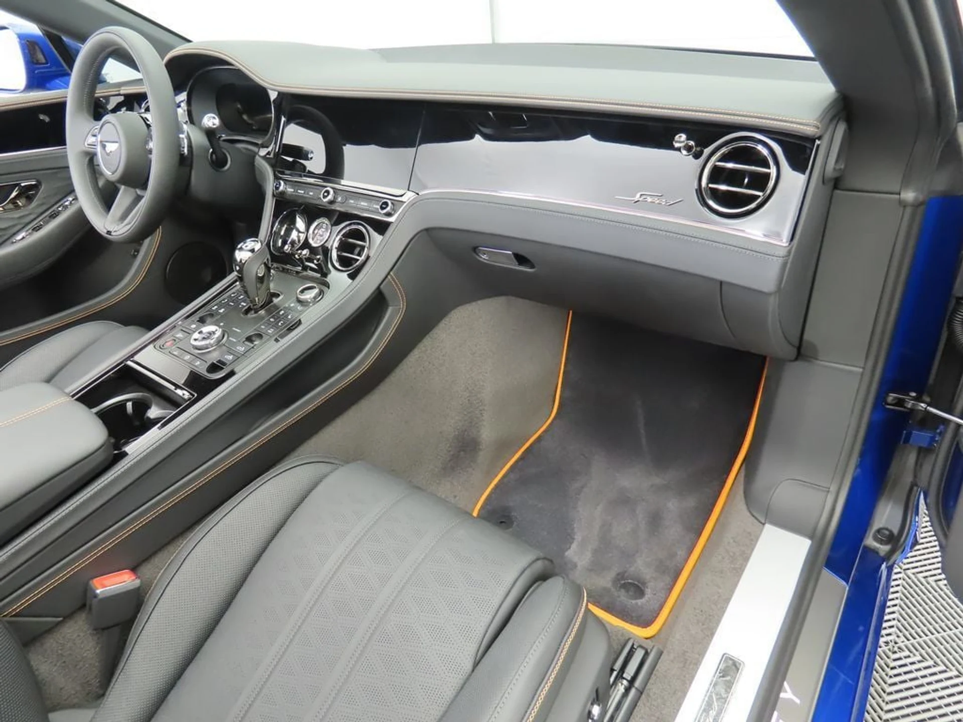 mph018_1625300386_new_2025_bentley_continental_gtspeedconvertible_8119_22891450_19_1024_bf98fa5f4e