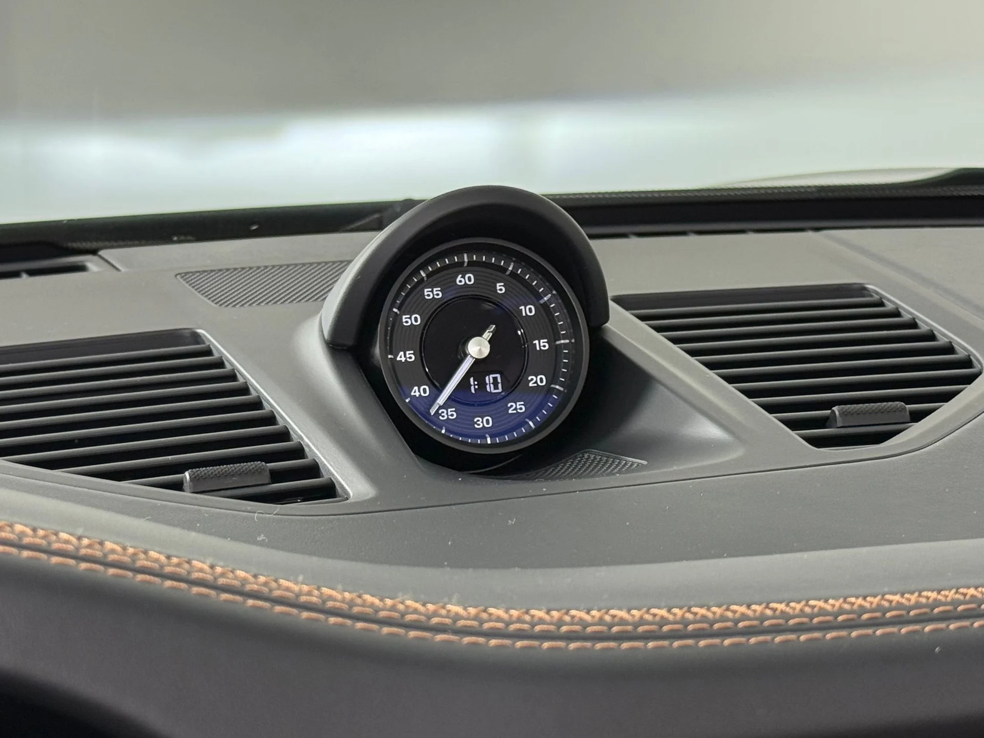 mph018_1625556903_a12509643e3c206cd2af7de0464f8be9x_63a2dce377