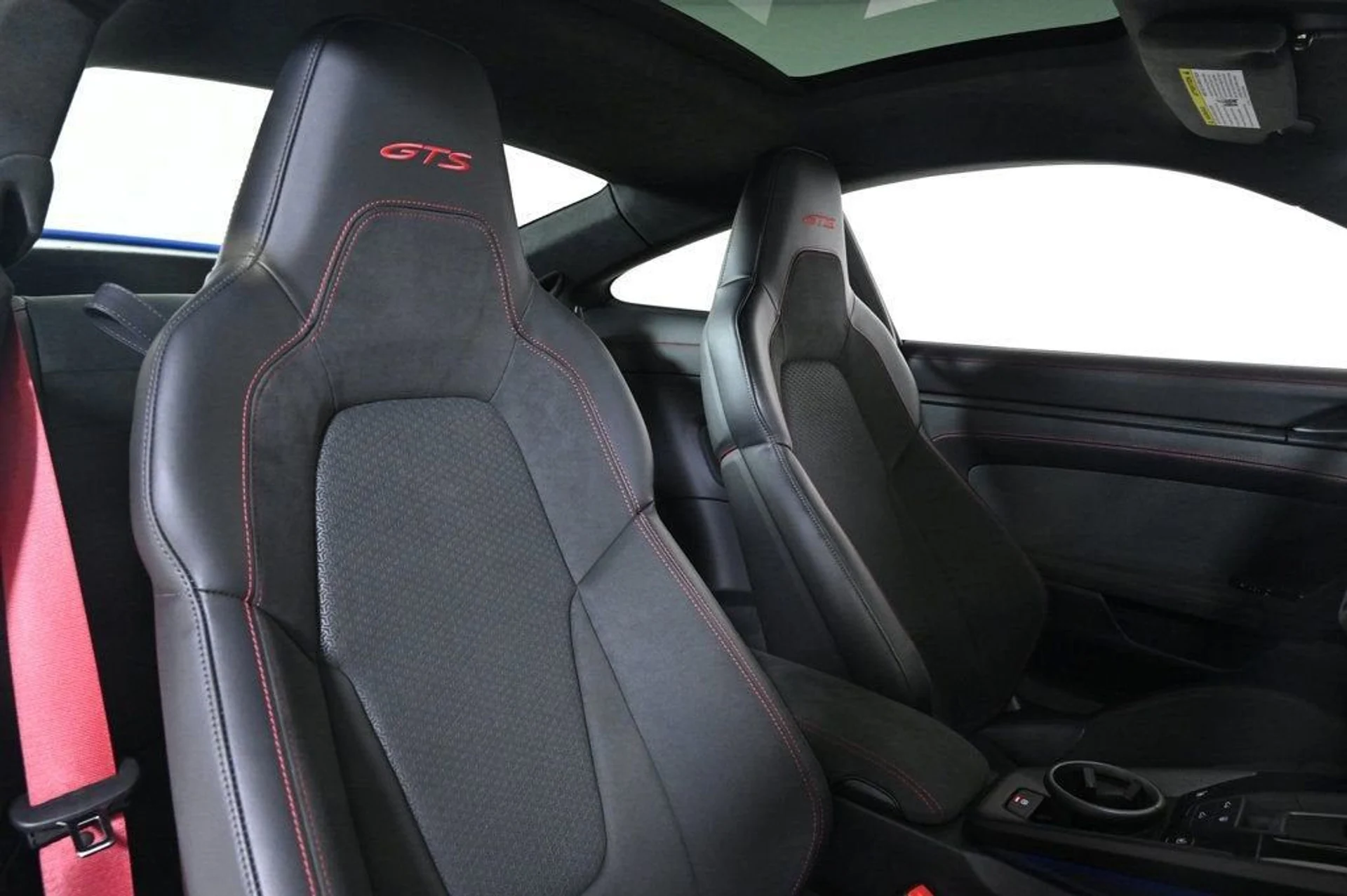 mph018_1627282526_3b8db6b5f36d4cee90b0f0c51f99bca5_ce38858f8e