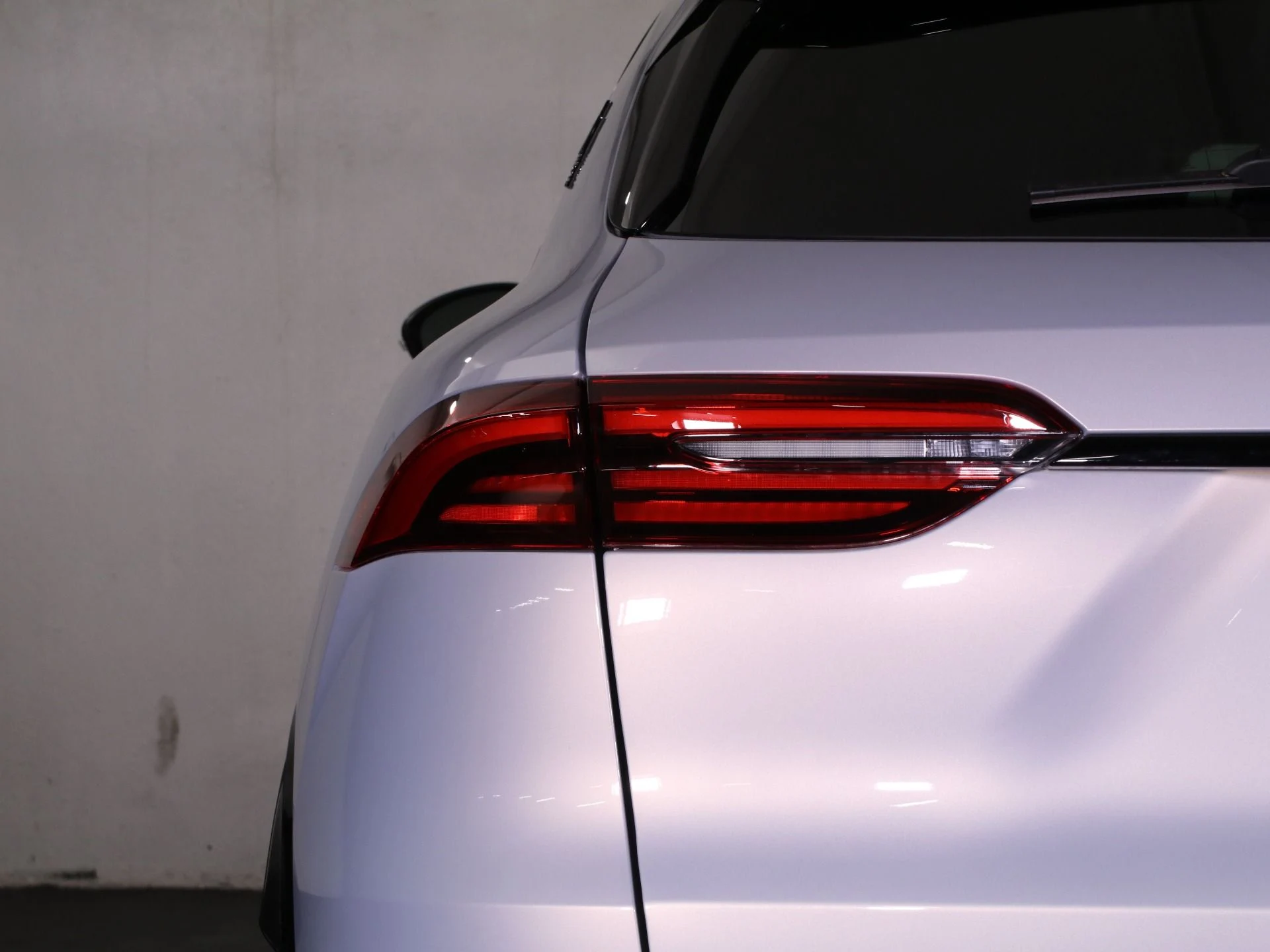 mph018_1627587677_New_2025_Maserati_Grecale_Modena_1768457699_fd3a652769