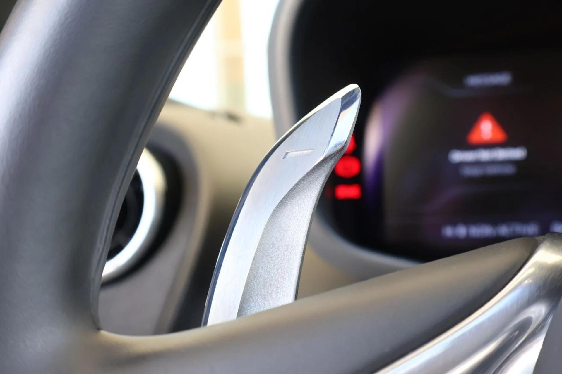 mph018_162873713_19_d969c51fc3