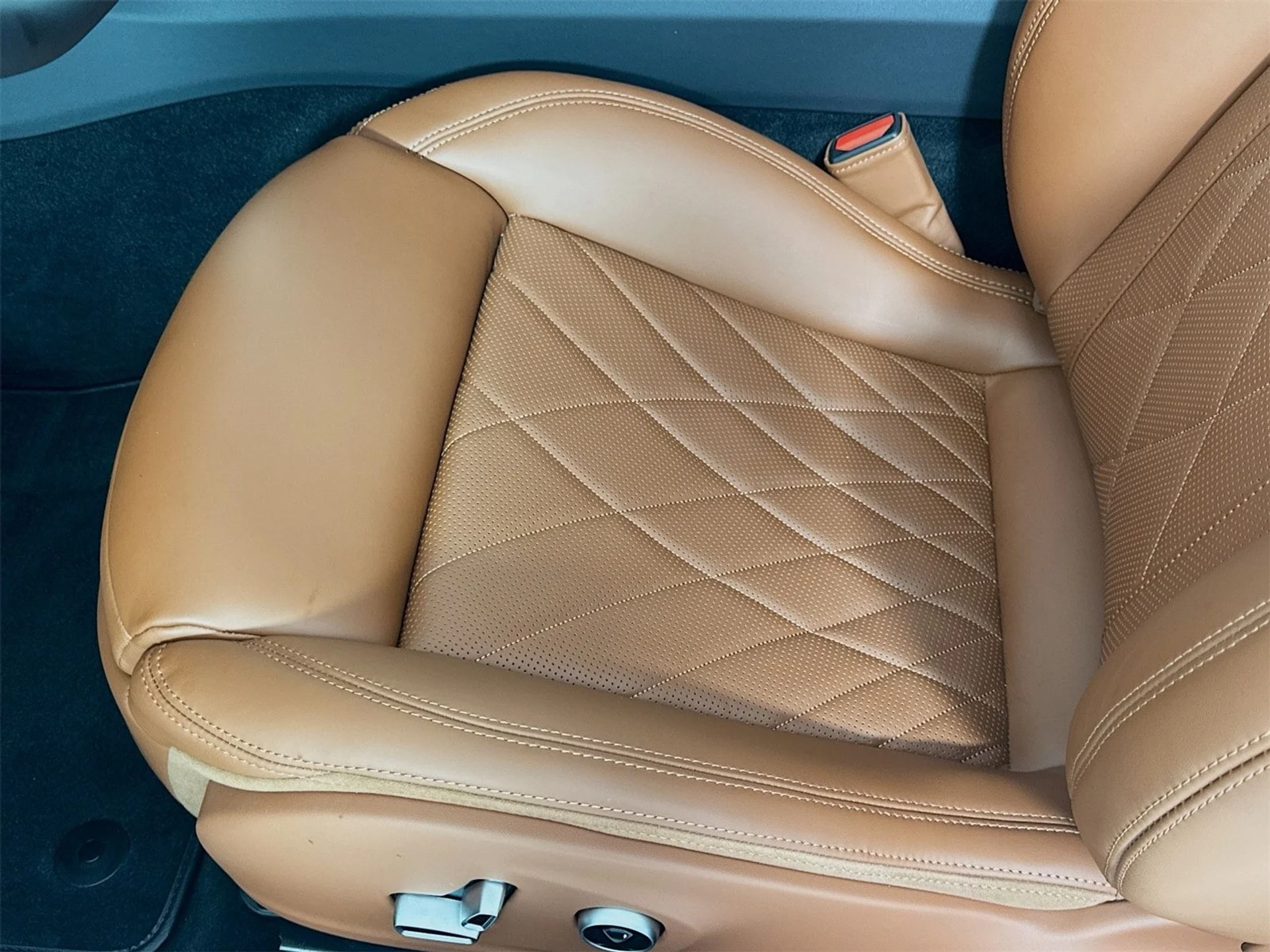 mph018_1629317444_65bebf958aa1a7389bd3e360247b3b34x_1040278ad4