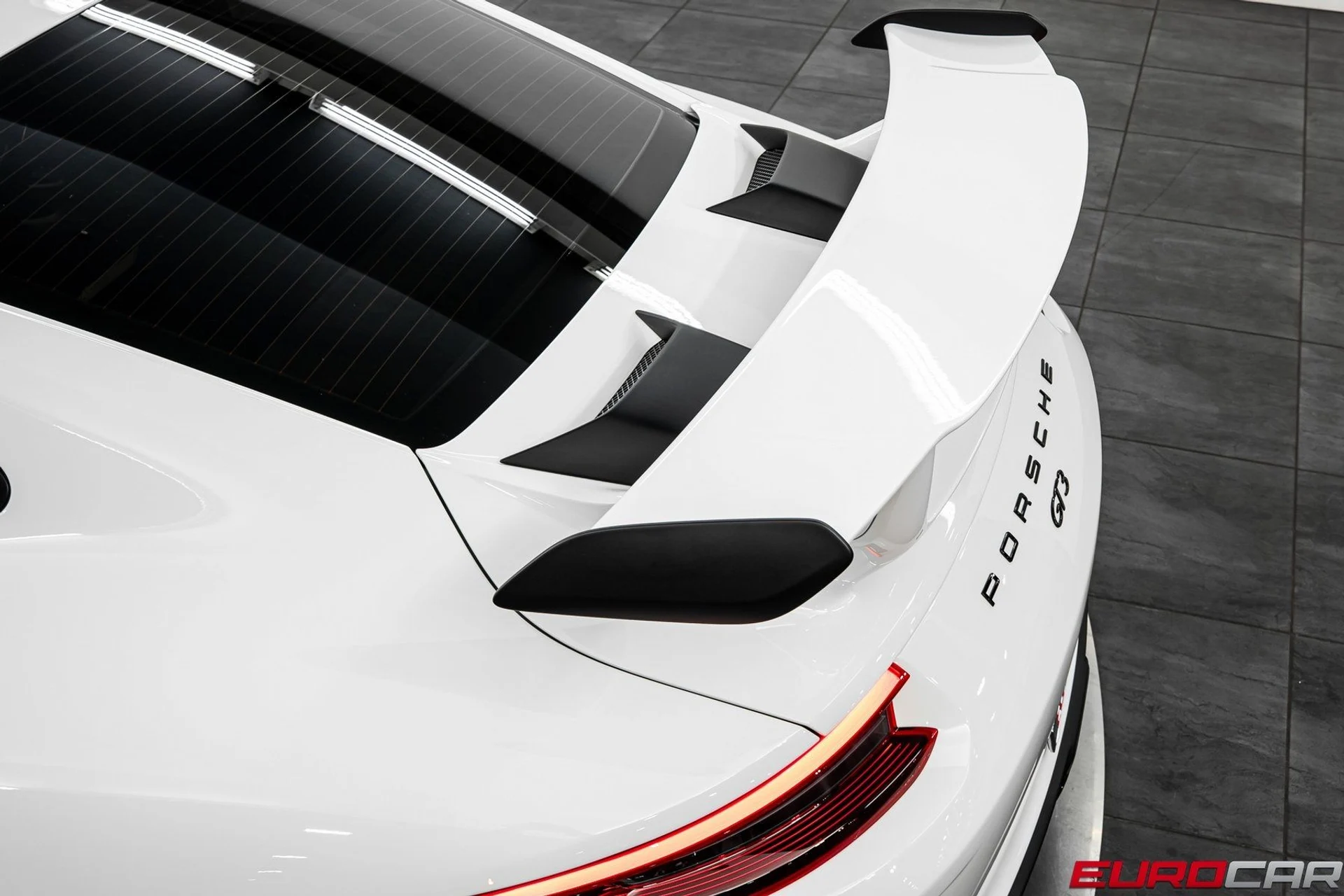 mph018_1633969378_image_19_d9a2f81ff5