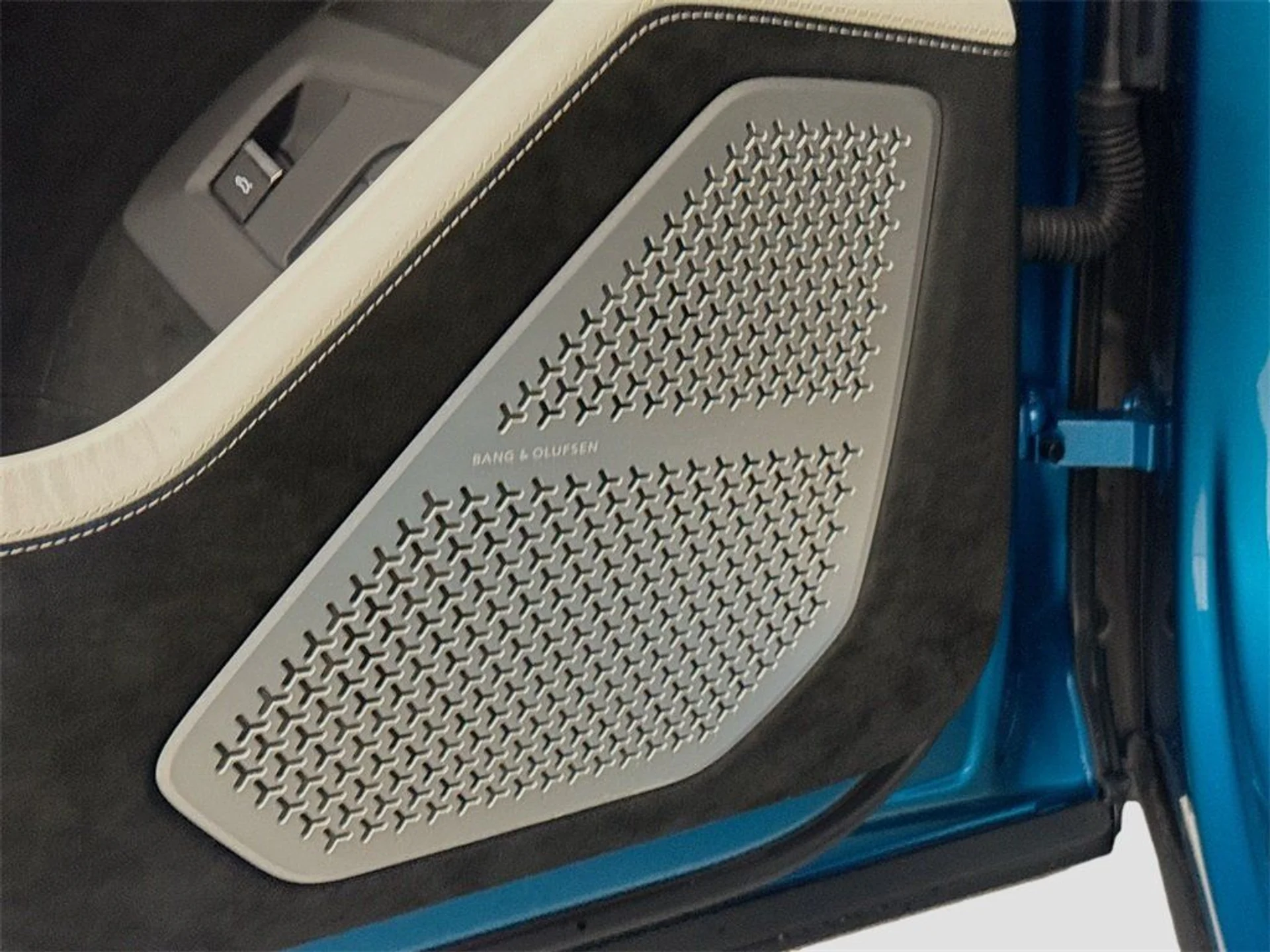 mph018_163745257_7577d9f72ee3ca06b15ac2792b3b08e5_c0761bfd69