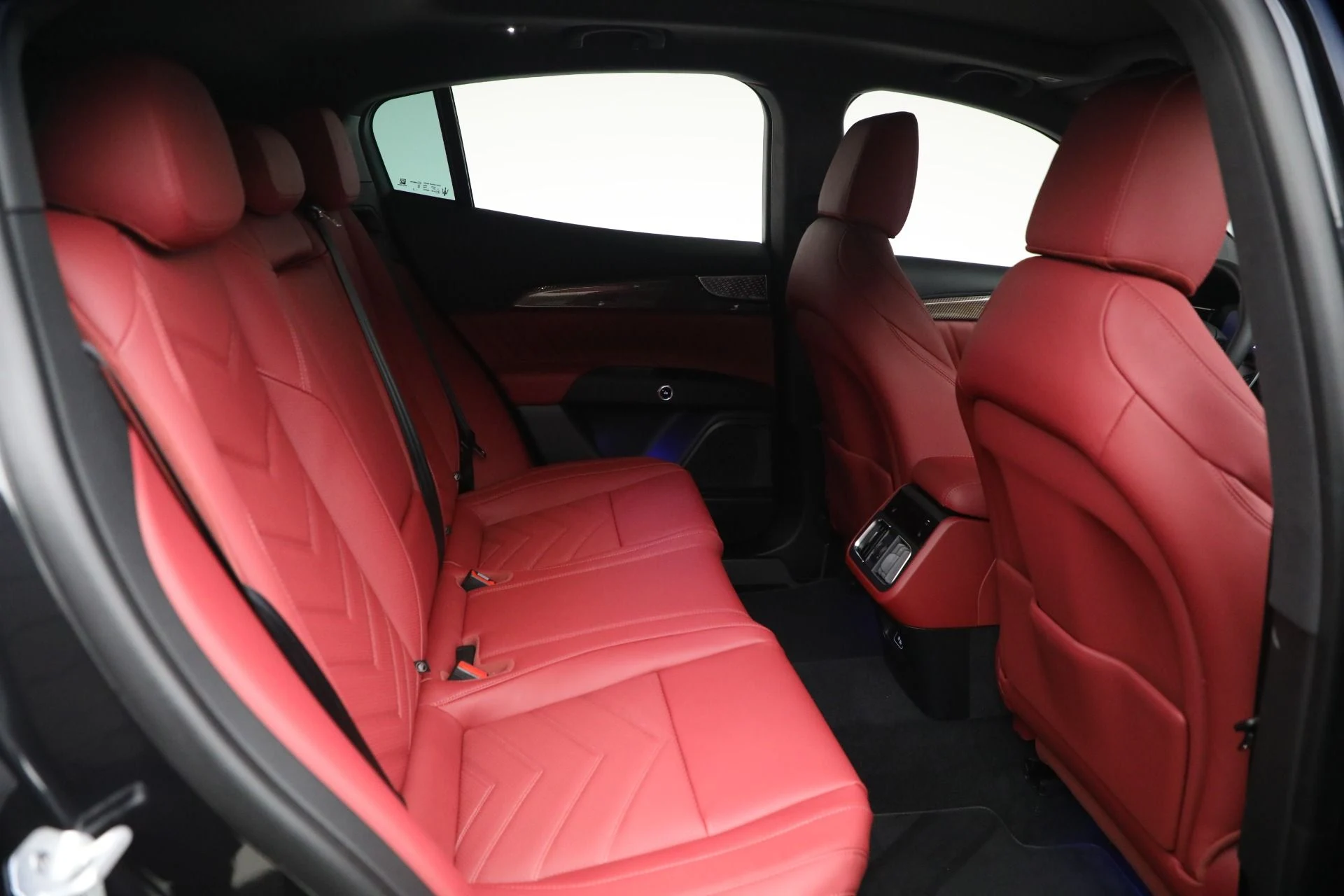 mph018_1638242058_New_2026_Maserati_Grecale_Modena_1768426057_f649efb727
