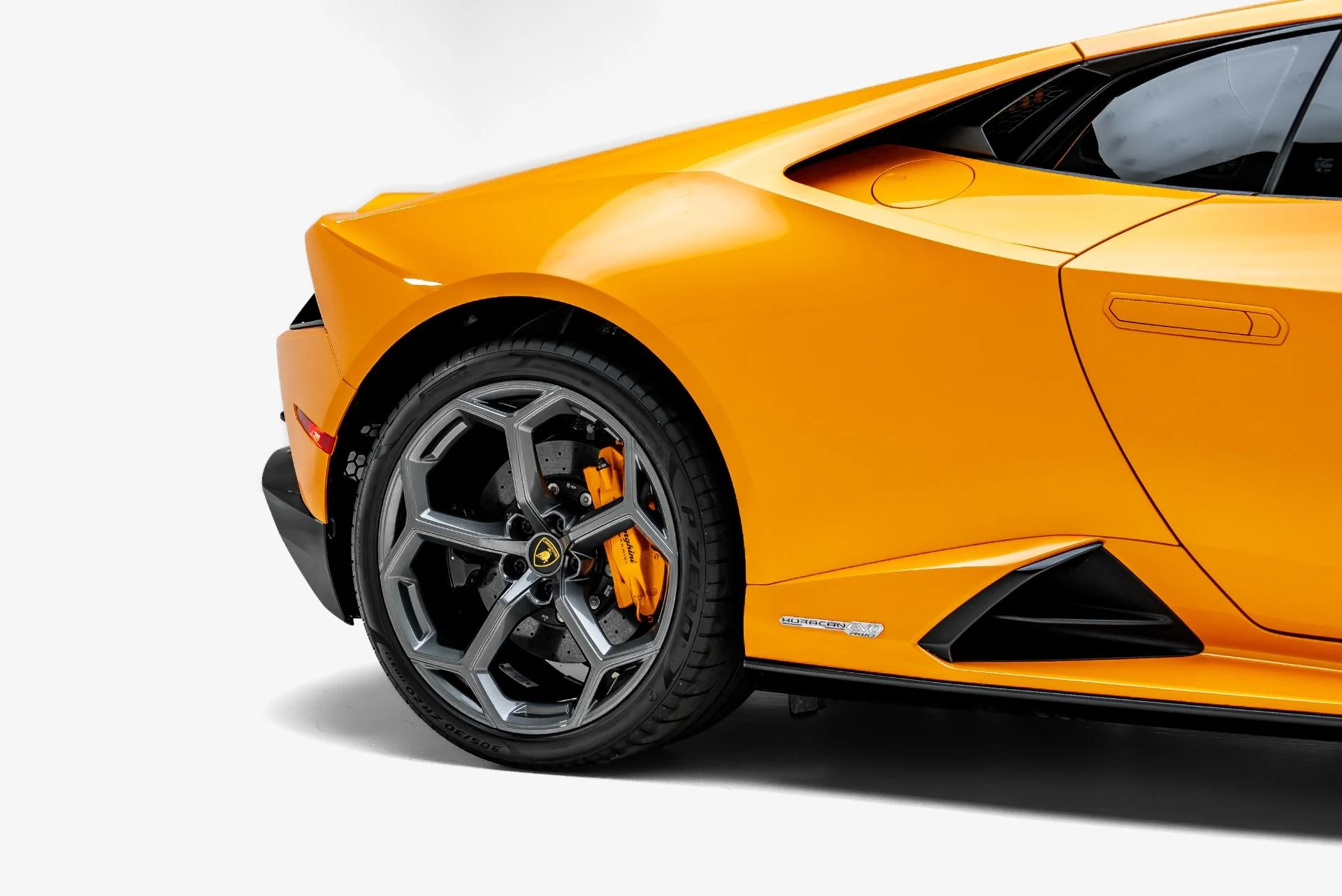 mph018_1643144089_Used_2023_Lamborghini_Huracan_EVO_RWD_1783715395_b3271aa1dd