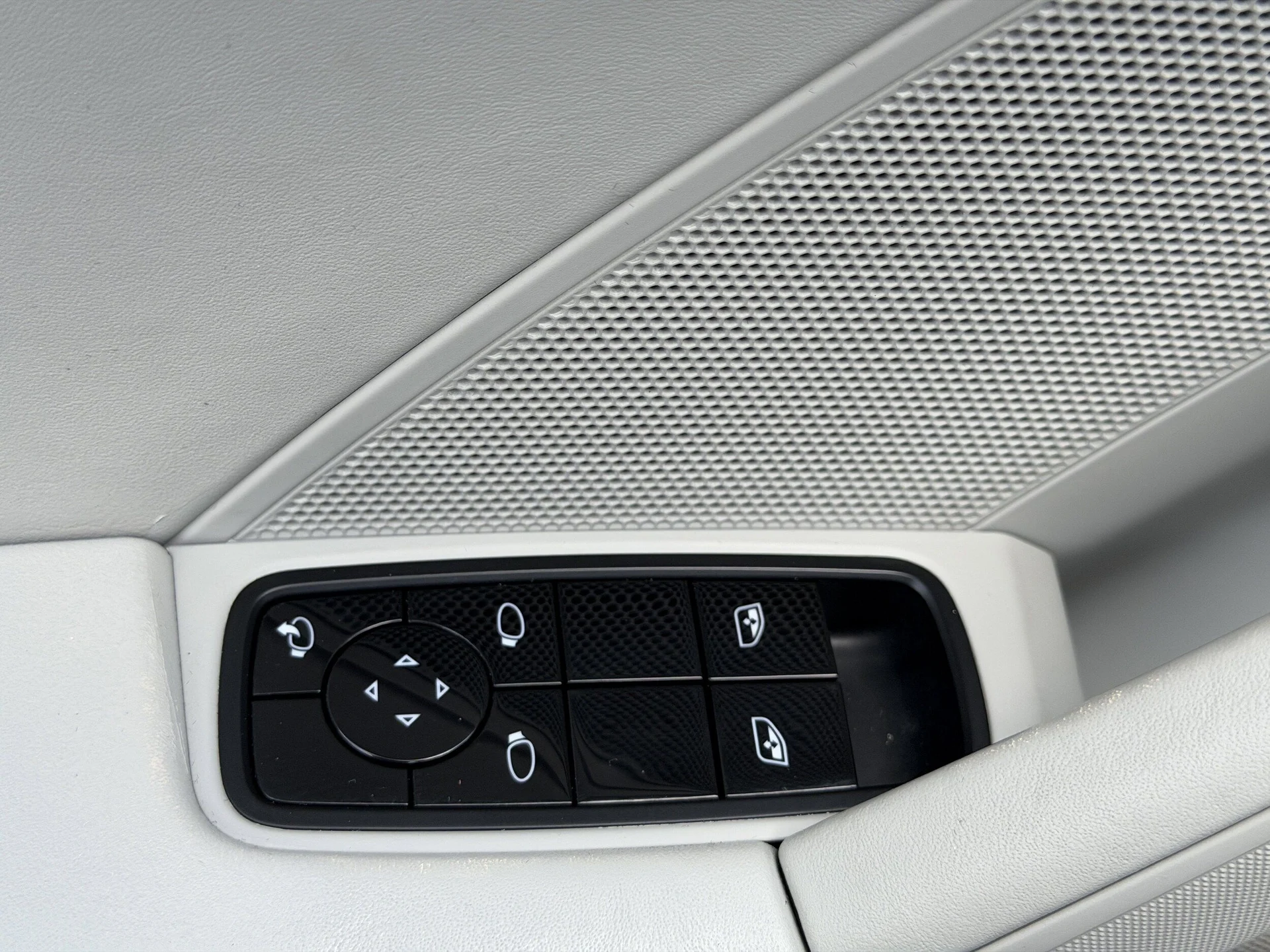 mph018_1658794816_c3c30a8822d75351ef69cb4de87caebex_e1a59ee1cd