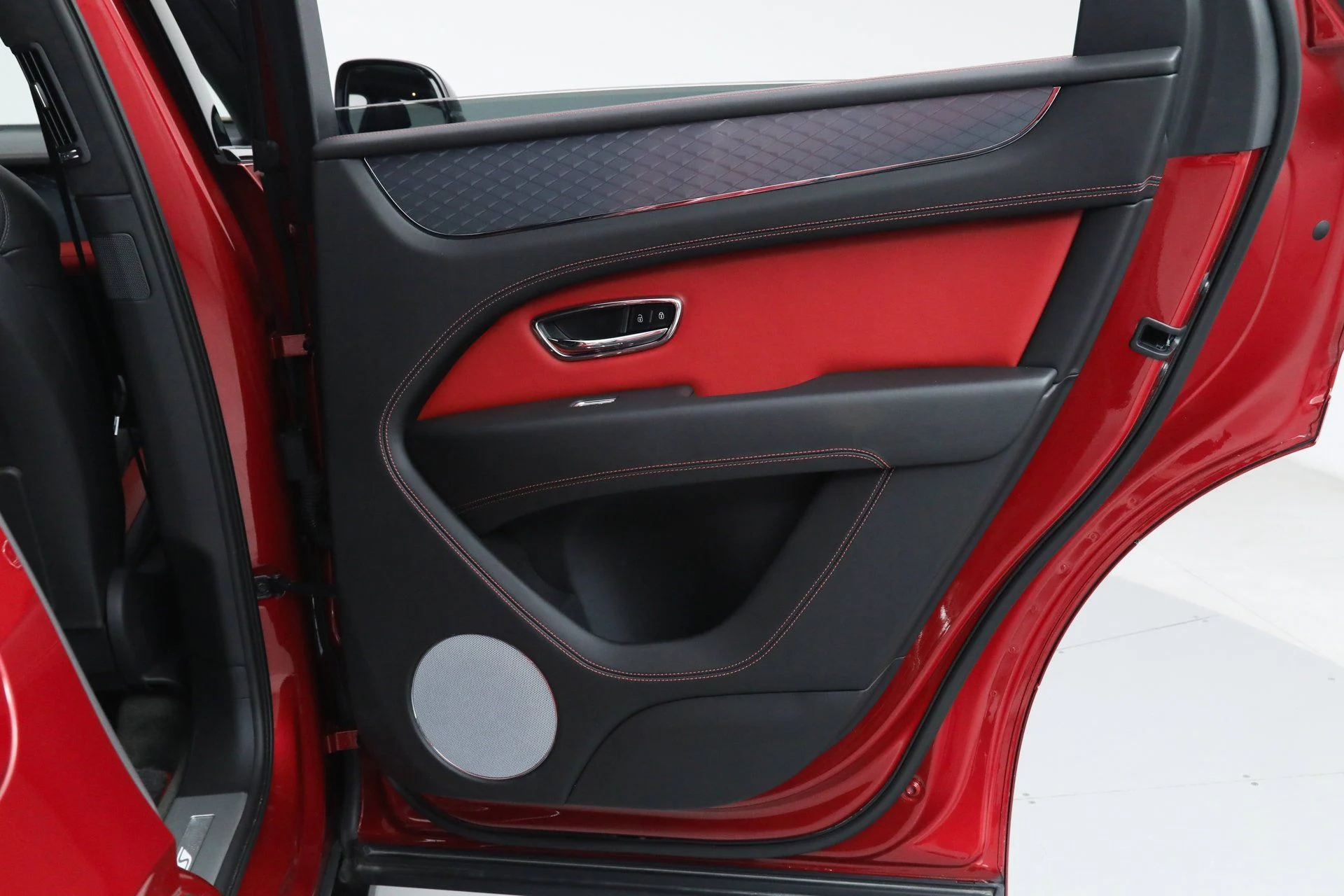 mph018_1660879546_584bb5401ba554507996bd40a3ba461c_eba5811c78