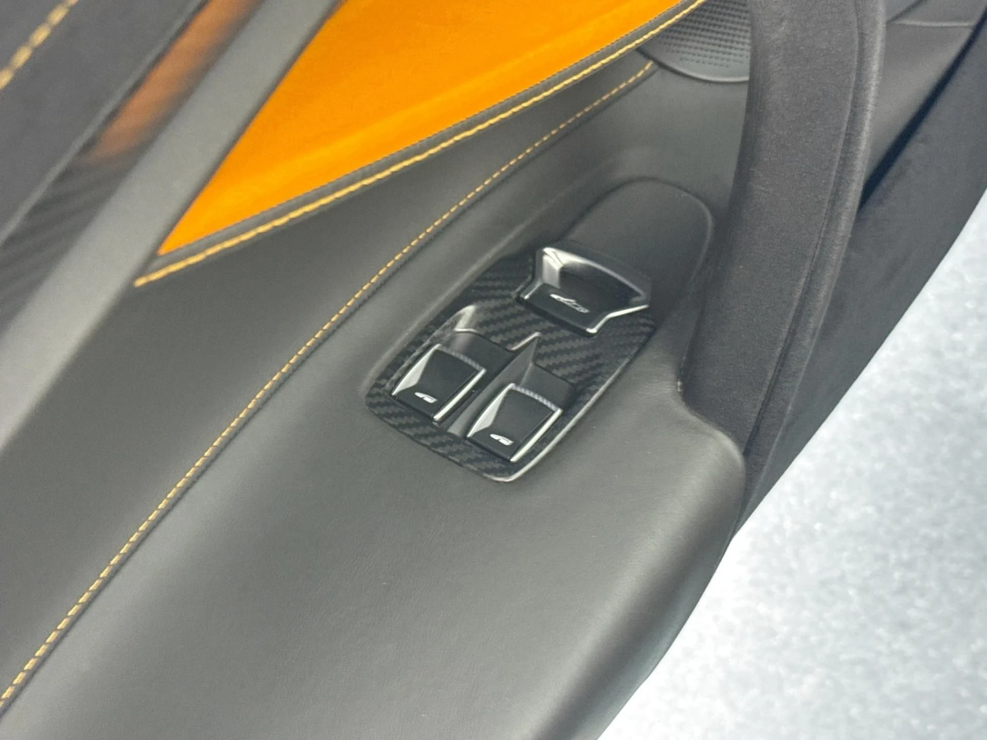 mph018_1663059555_Used_2022_Mc_Laren_720_S_Spider_1784924998_f62209dad7