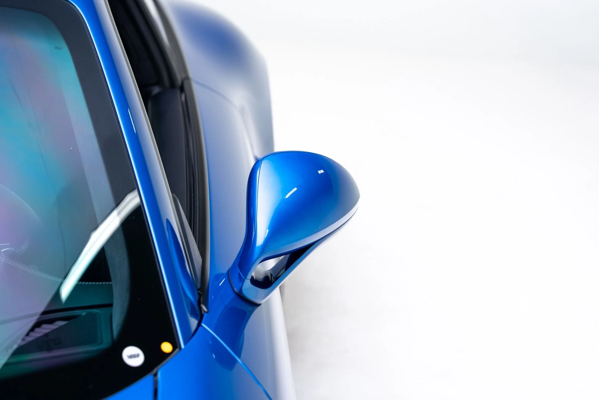 mph018_1664924984_Used_2015_Porsche_911_GT_3_1768869479_4de3a778e1