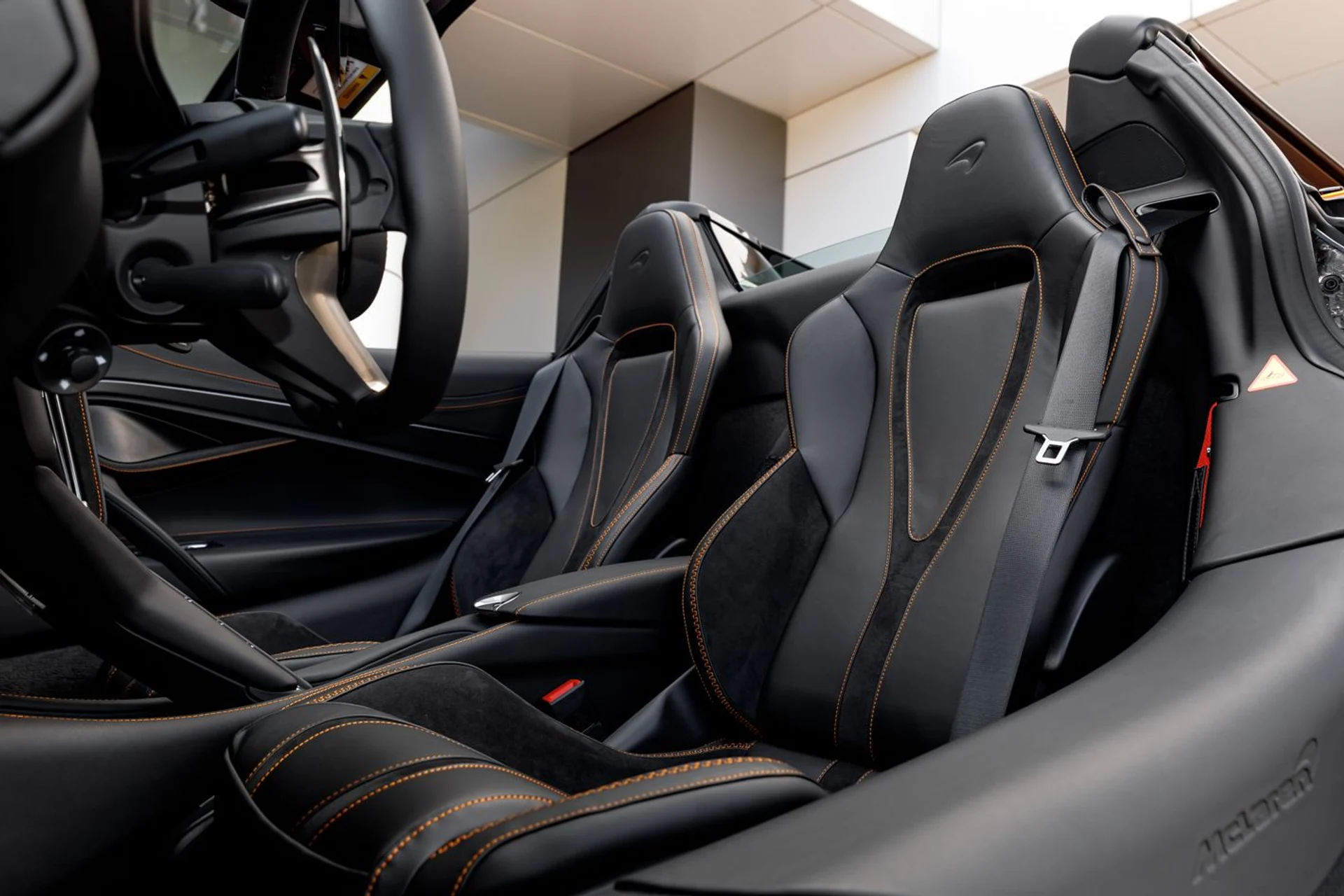 mph018_1670142732_601_p19_l_c2c7966d0a