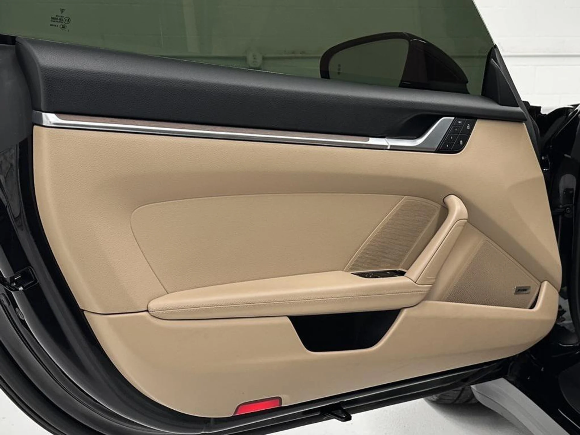 mph018_1670710534_A2lu_A76_DM_Lb_E4p_Wm2_P_VF_Px_Eyu0_dd54c59039