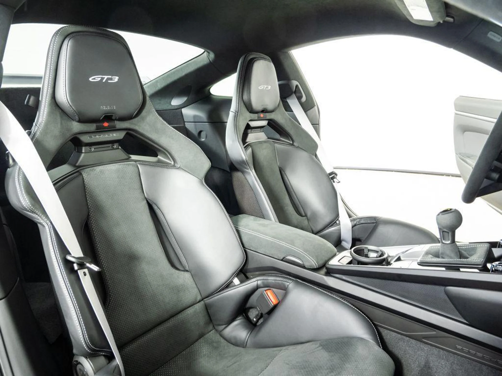 mph018_1681642789_g_O4_ita99_Qb38s_XTN_8_S_Ci_MO_3_xg_4b377f6159