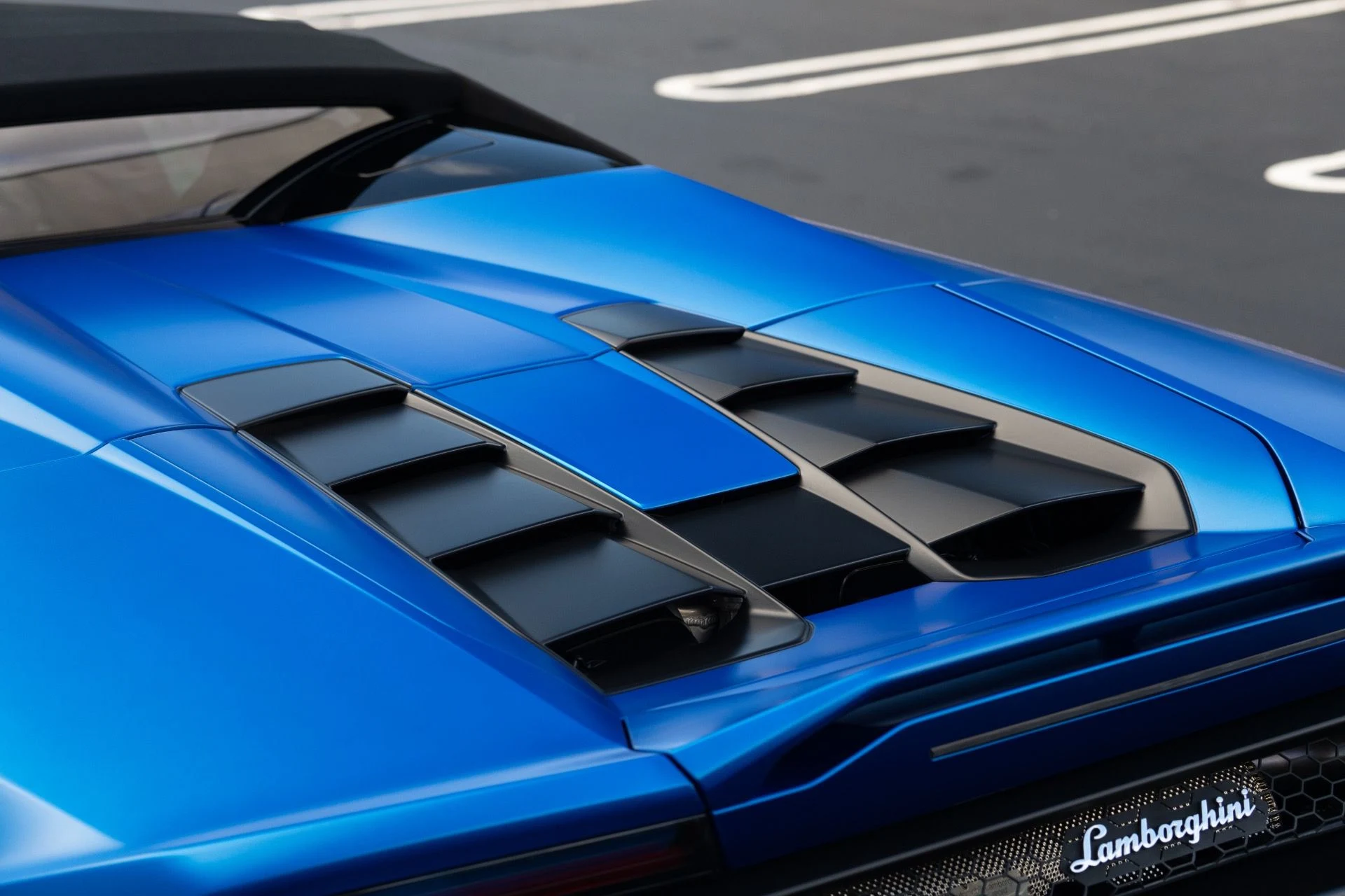 mph018_1699617647_Used_2023_Lamborghini_Huracan_EVO_Spyder_1763055563_78d27cca11