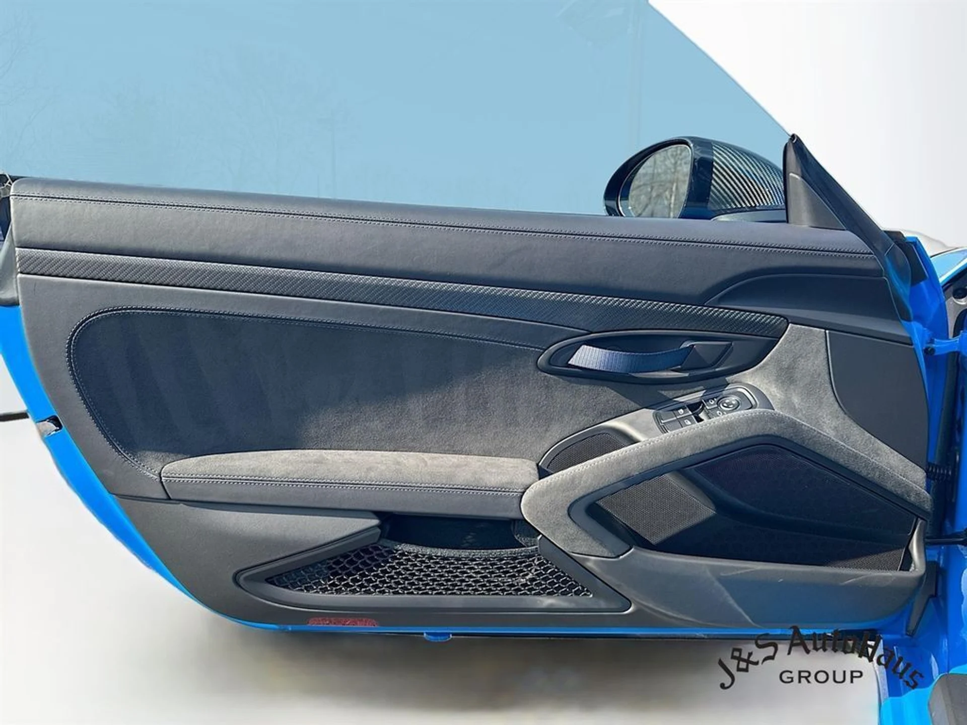 mph018_1700868810_ow7ylxxam7y1jprpieqyqfm0yw24_8f46c7f685