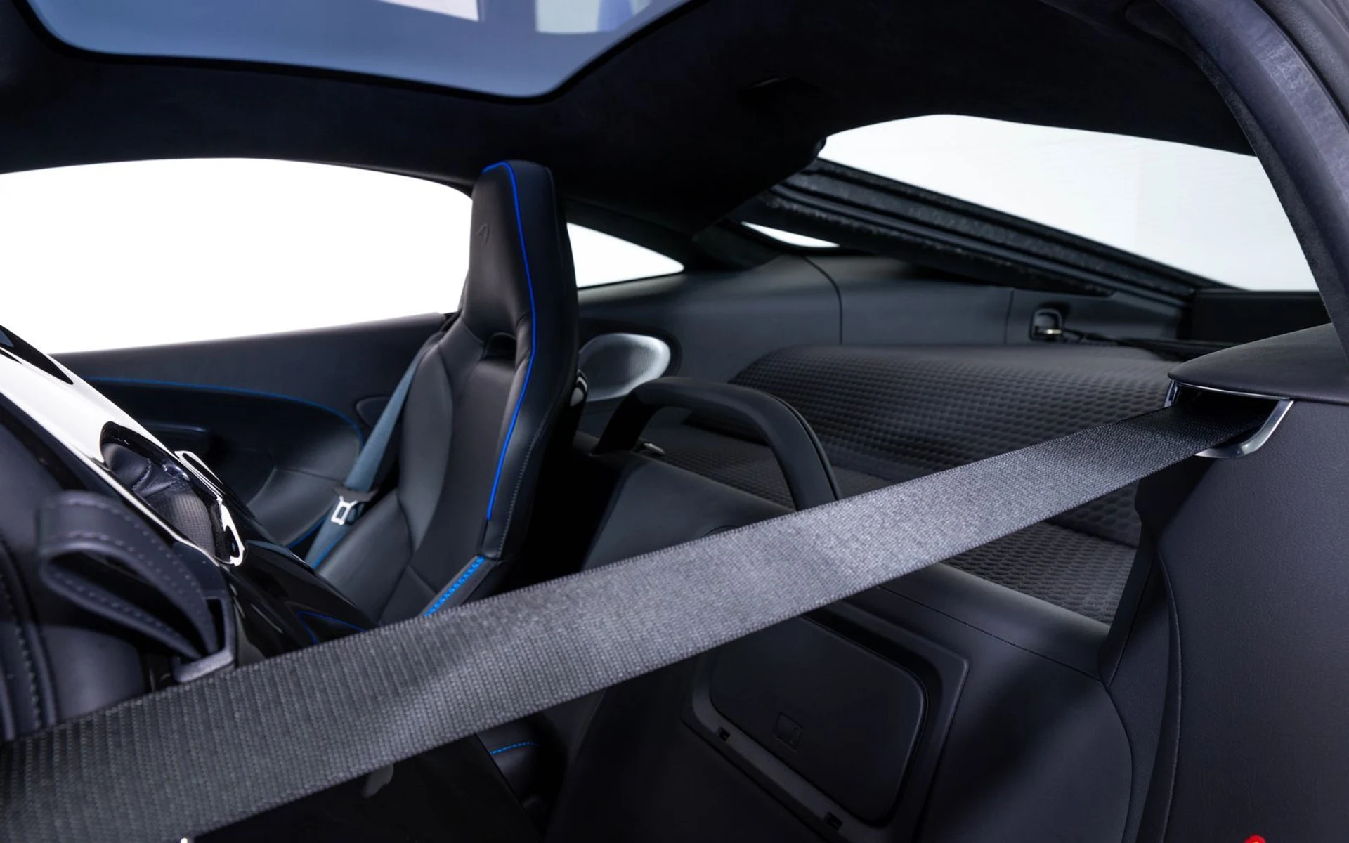 mph018_1701410930_2dd1527dc6e69e656f8f22fc049fb7b0x_79a5d423e4