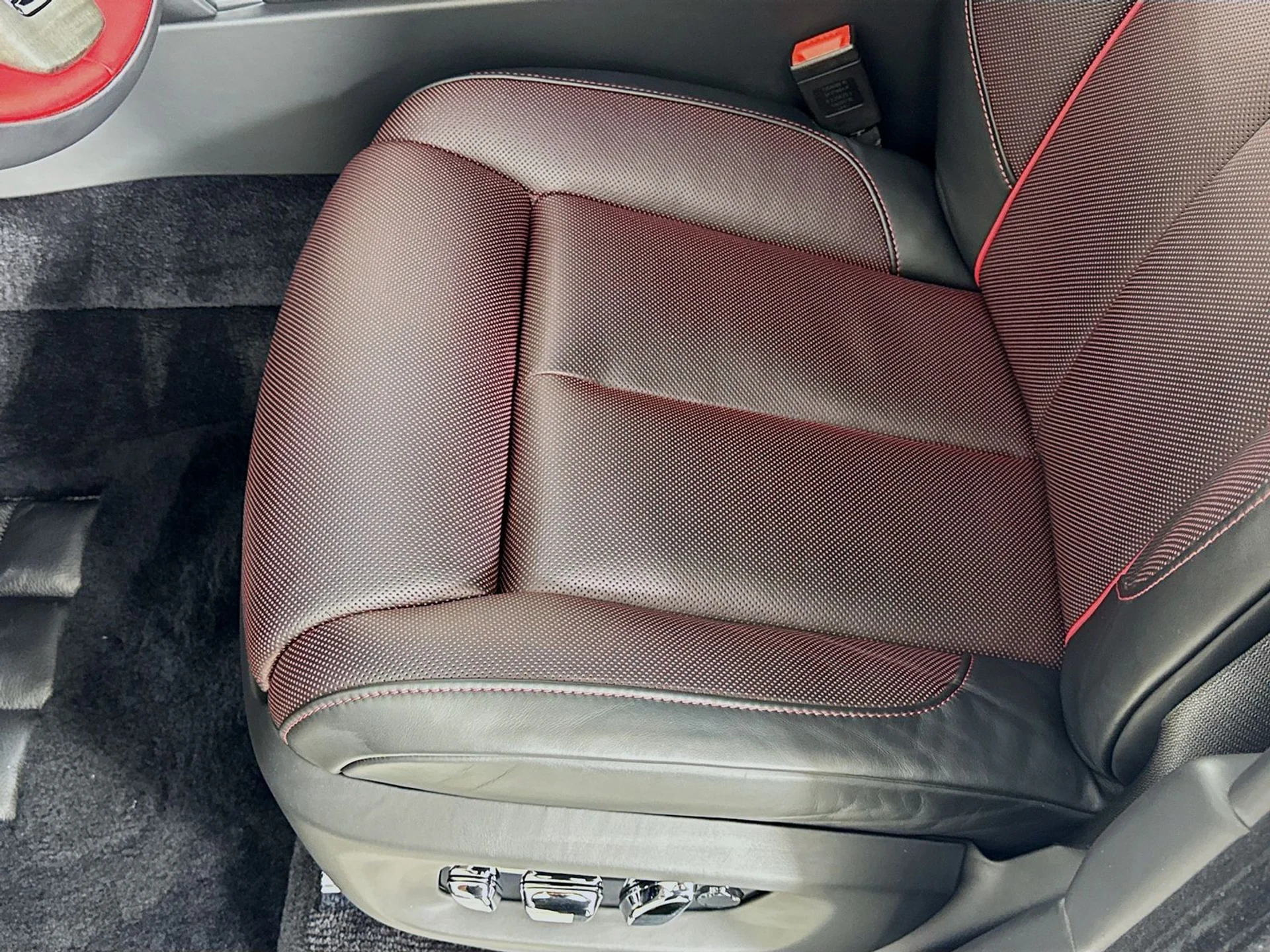 mph018_1701542978_cfa783a46e1e45e82fb603a816e7c500x_ea14331c52