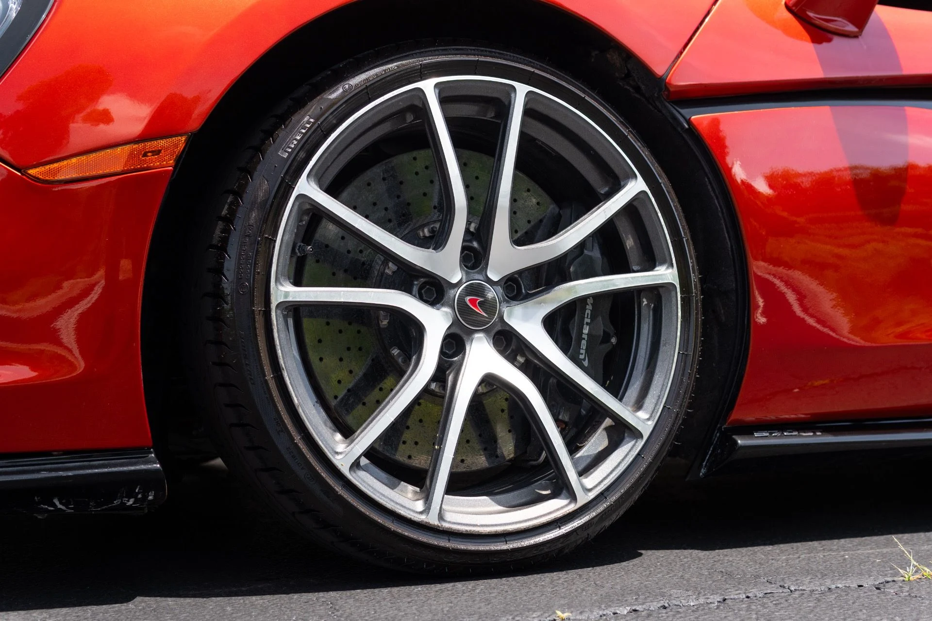 mph018_1706794922_Used_2018_Mc_Laren_570_GT_1778087096_2838792f23