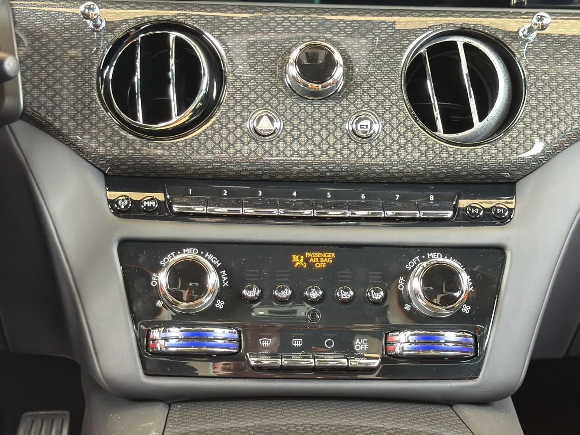 mph018_1721332215_19_a1166f5209