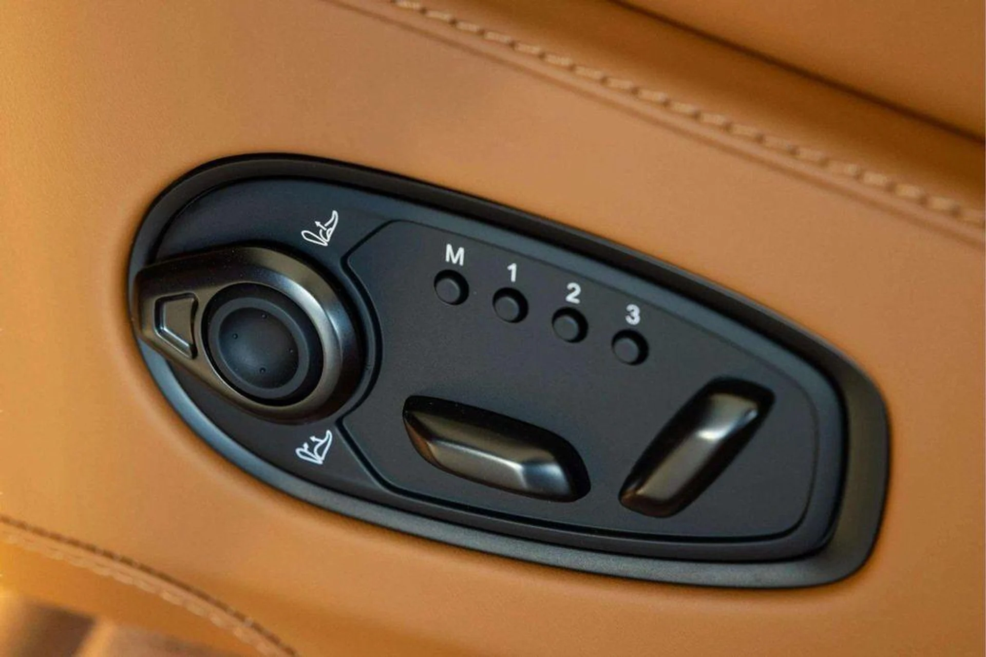 mph018_1726003309_Hg_Zh0_KK_2l_I62f_Dm_Qv_Sb_TU_Ii5xv_M_d07576289b