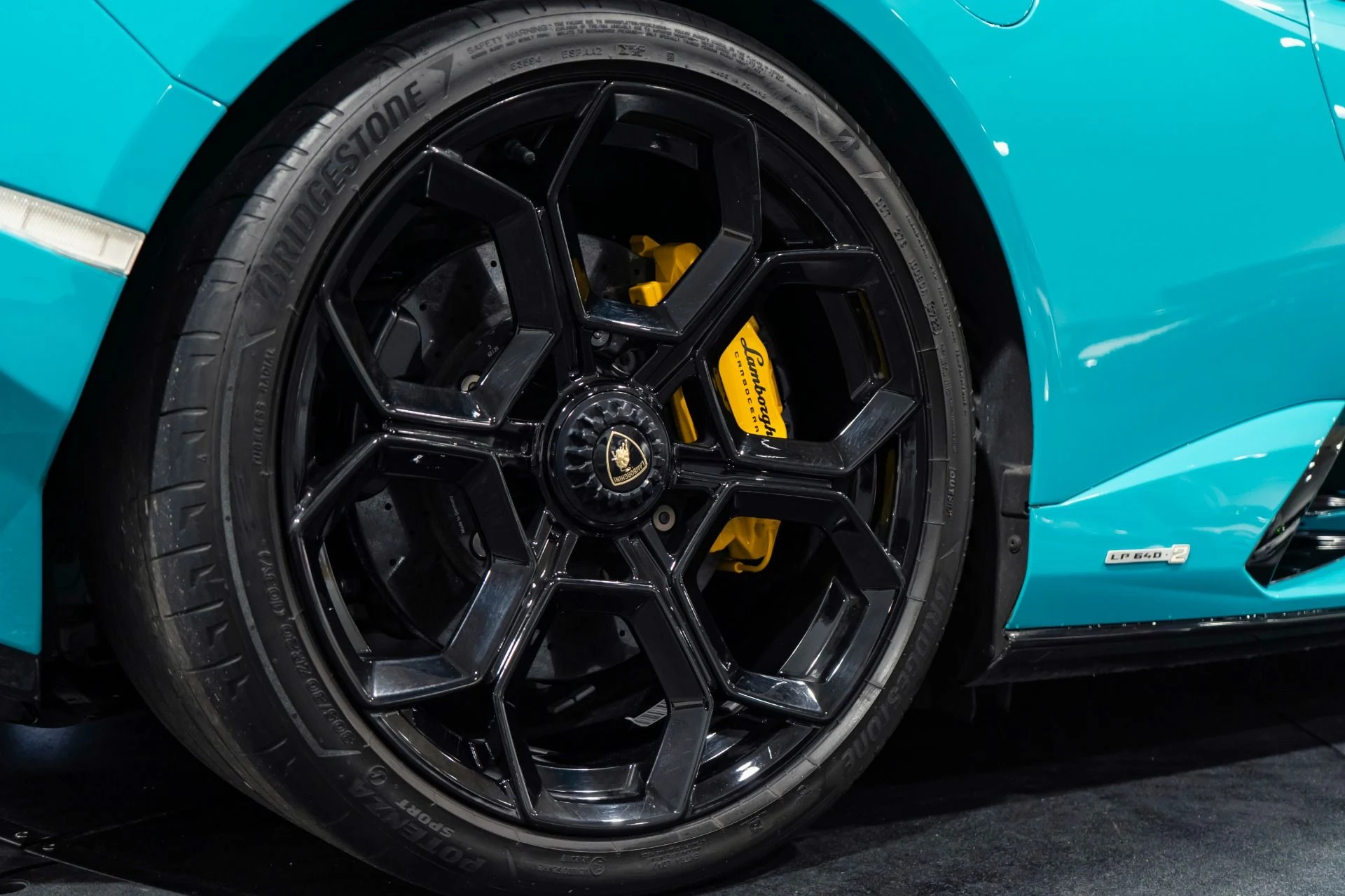 mph018_1726761089_Used_2023_Lamborghini_Huracan_Tecnica_Ad_Personam_Blu_Glauco_1770773023_ea8f0e4cf3