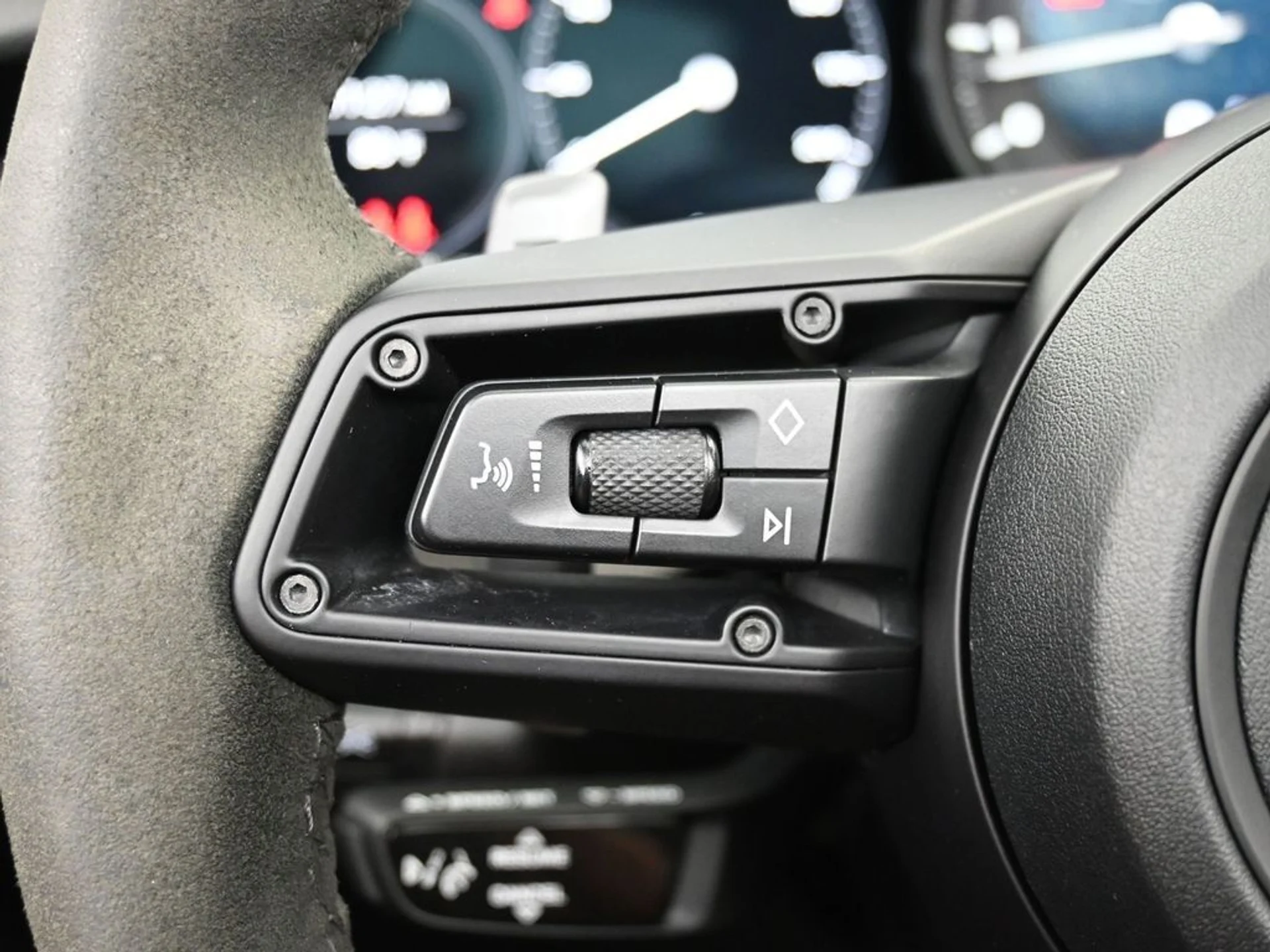 mph018_1733619115_dff3bdec5d0c8b327172caa1a329667e_4a8e73a61c