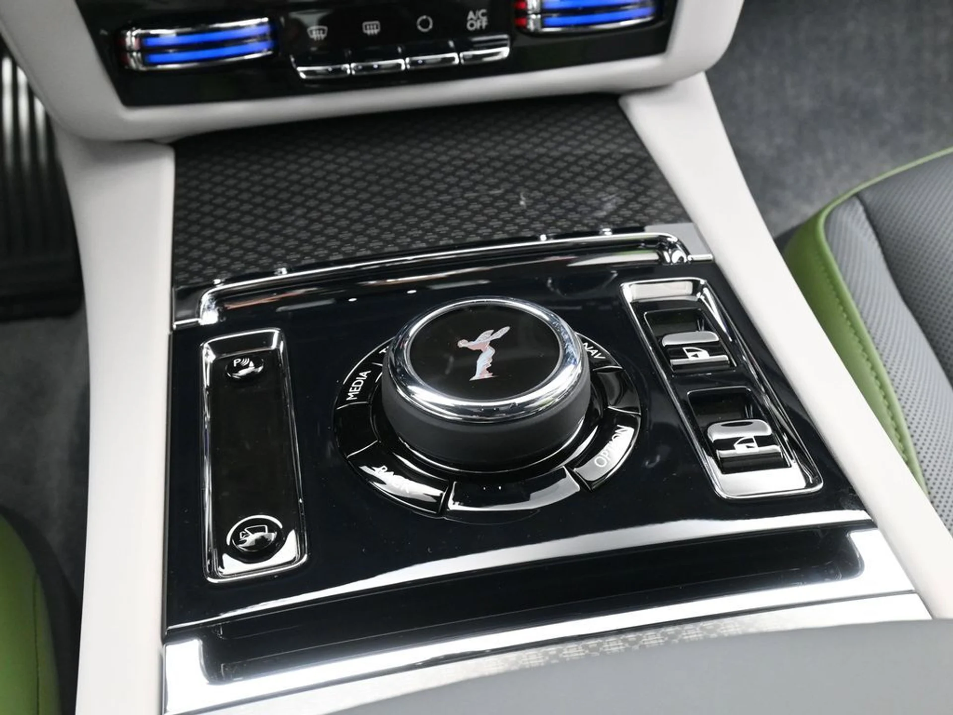 mph018_17445231_5a10f3ce92d50fc5f19737b3a41de091x_9f001e65b8