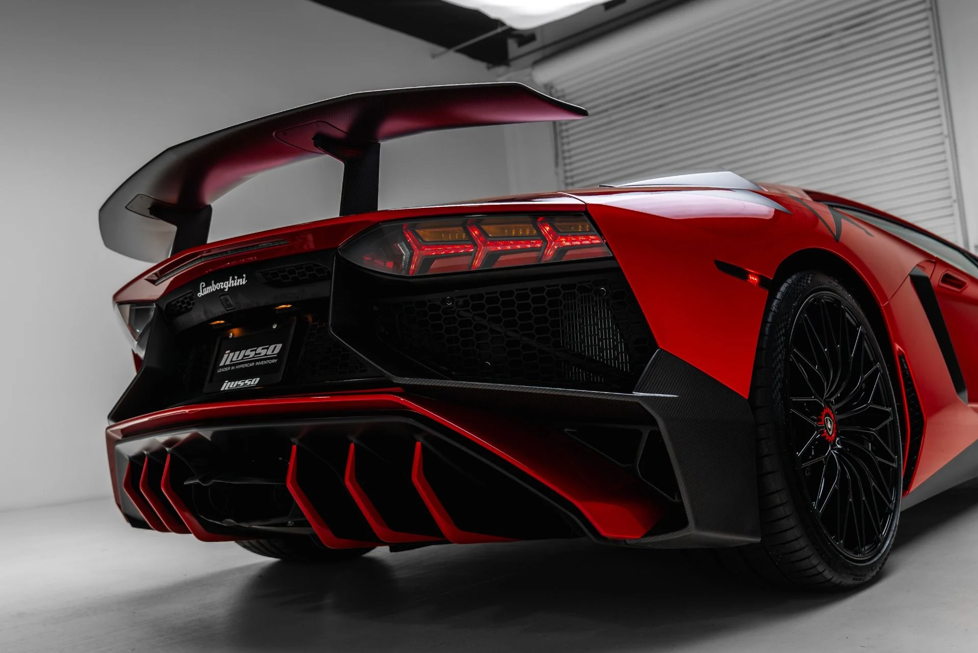 mph018_1748865197_Used_2016_Lamborghini_Aventador_LP_750_4_SV_1780962492_6d0aa8296c
